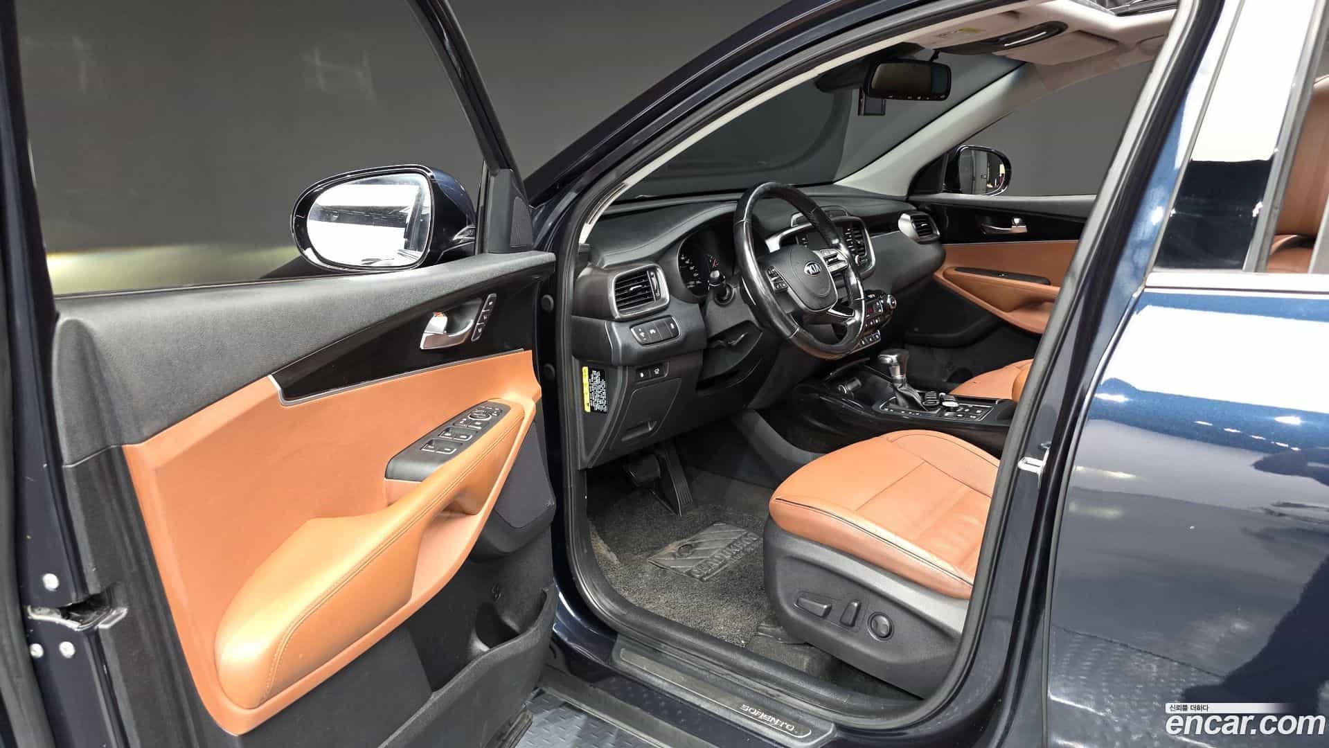 Sorento Kia 2017.7-INNER-010