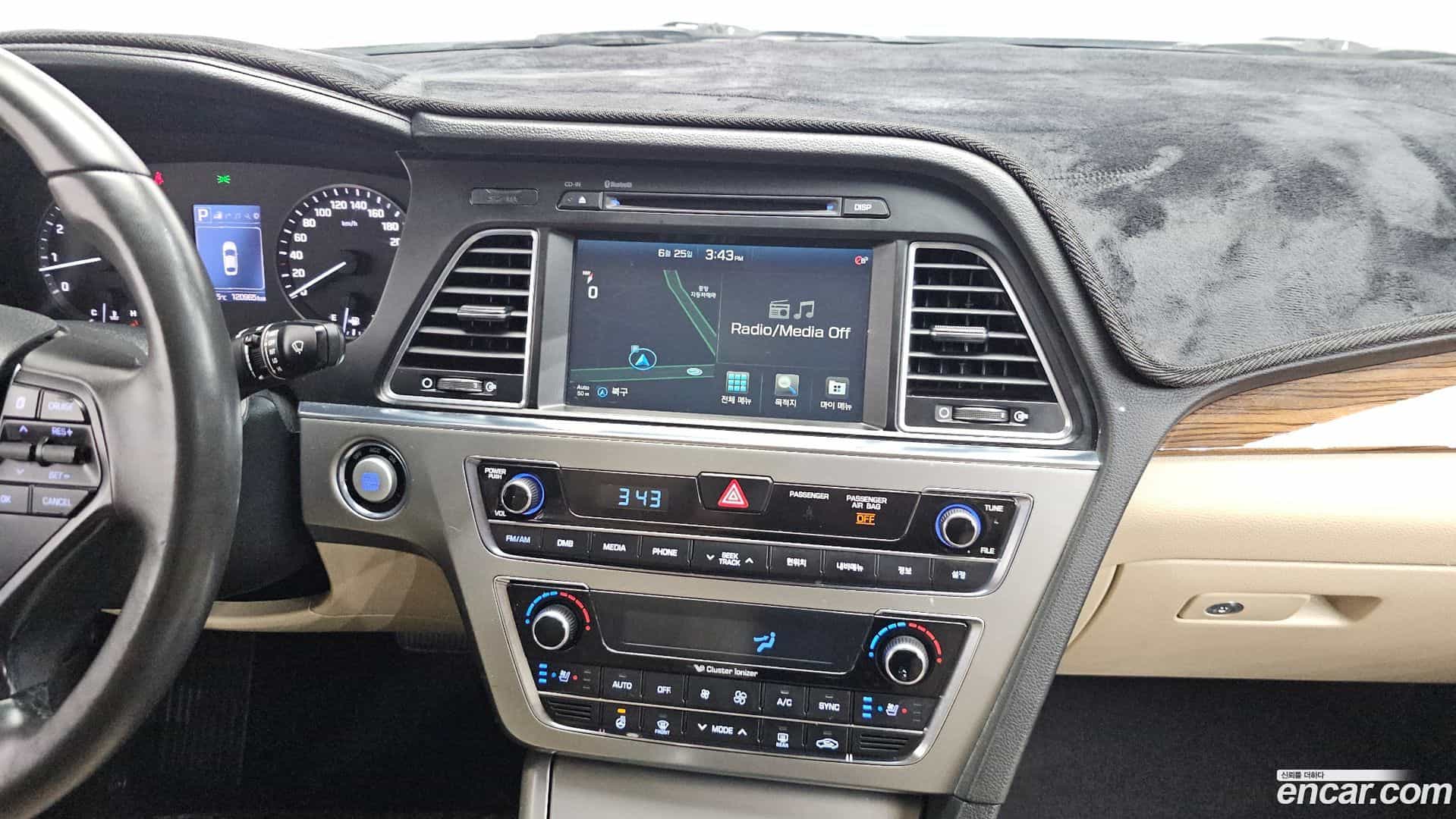 Sonata Hyundai 2015.9-OPTION-017