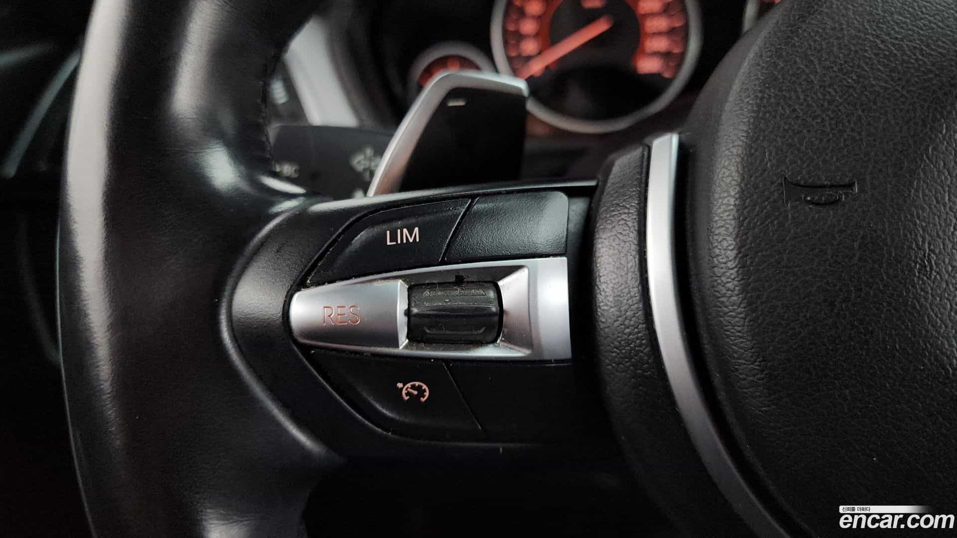 3-Series BMW 2018.2-OPTION-020
