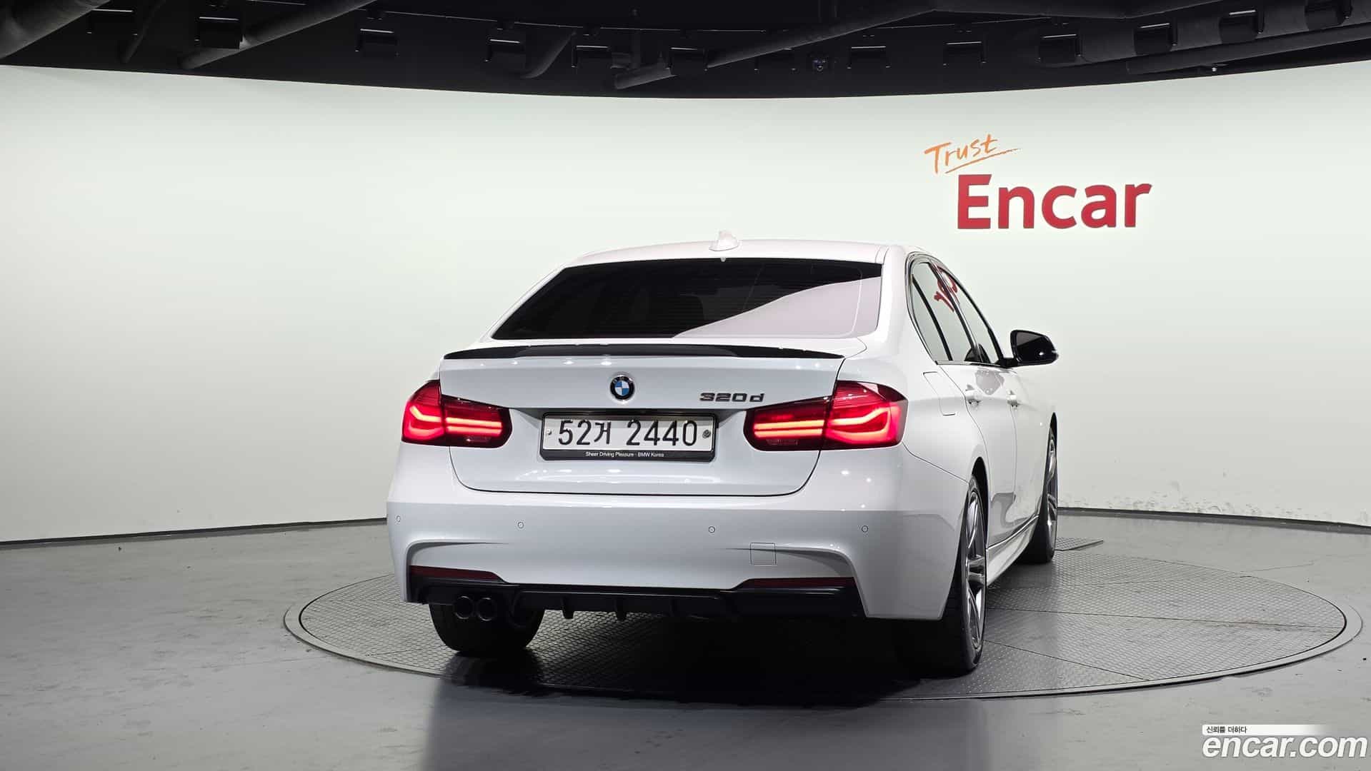 3-Series BMW 2018.11-OUTER-004