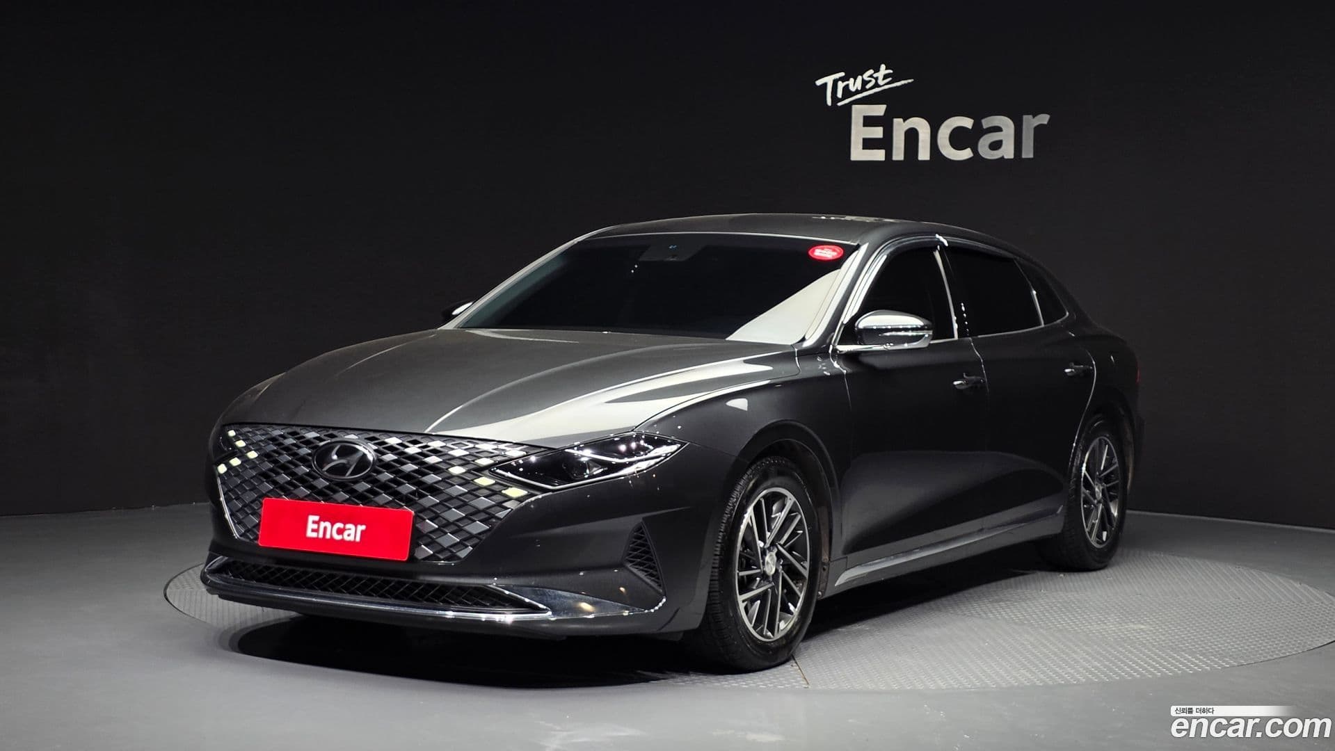 Main__Slider__Photo:Grandeur Hyundai 2021.5-0
