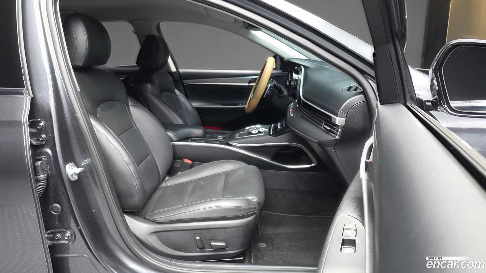 Grandeur Hyundai 2021.5-OPTION-015
