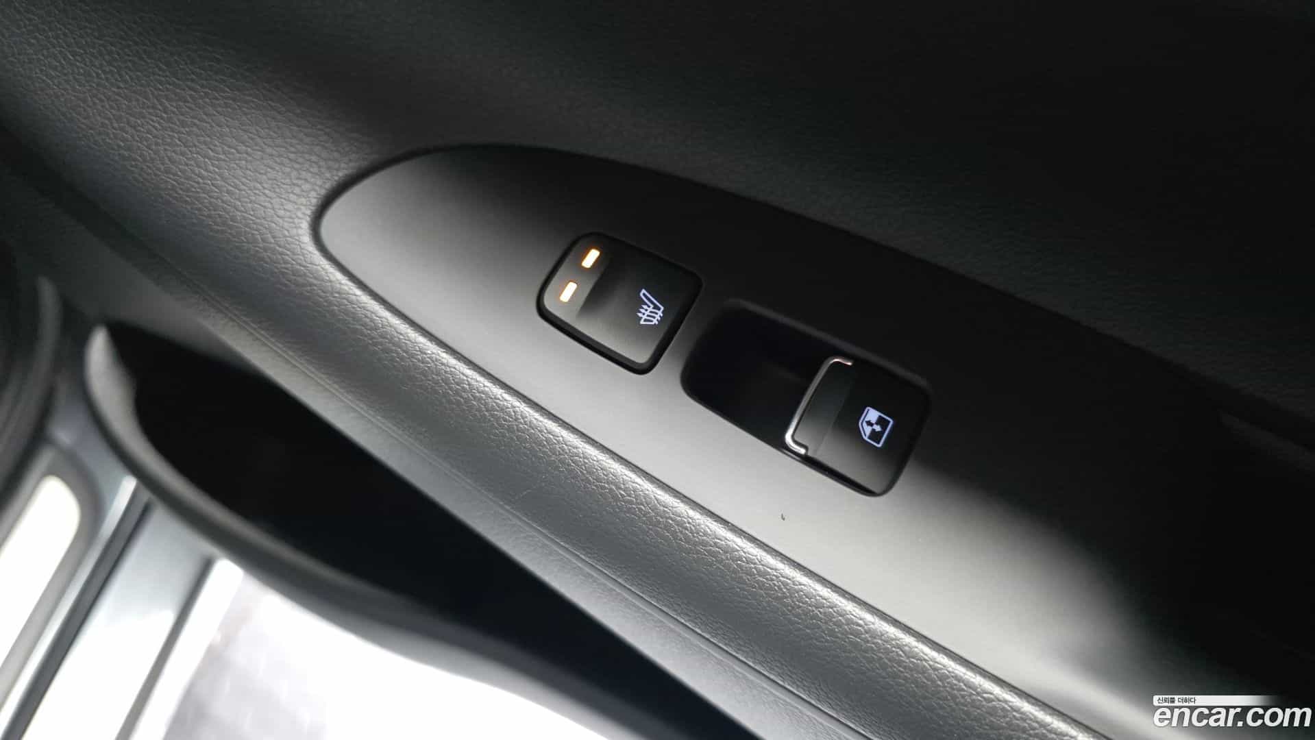 Grandeur Hyundai 2021.5-OPTION-023