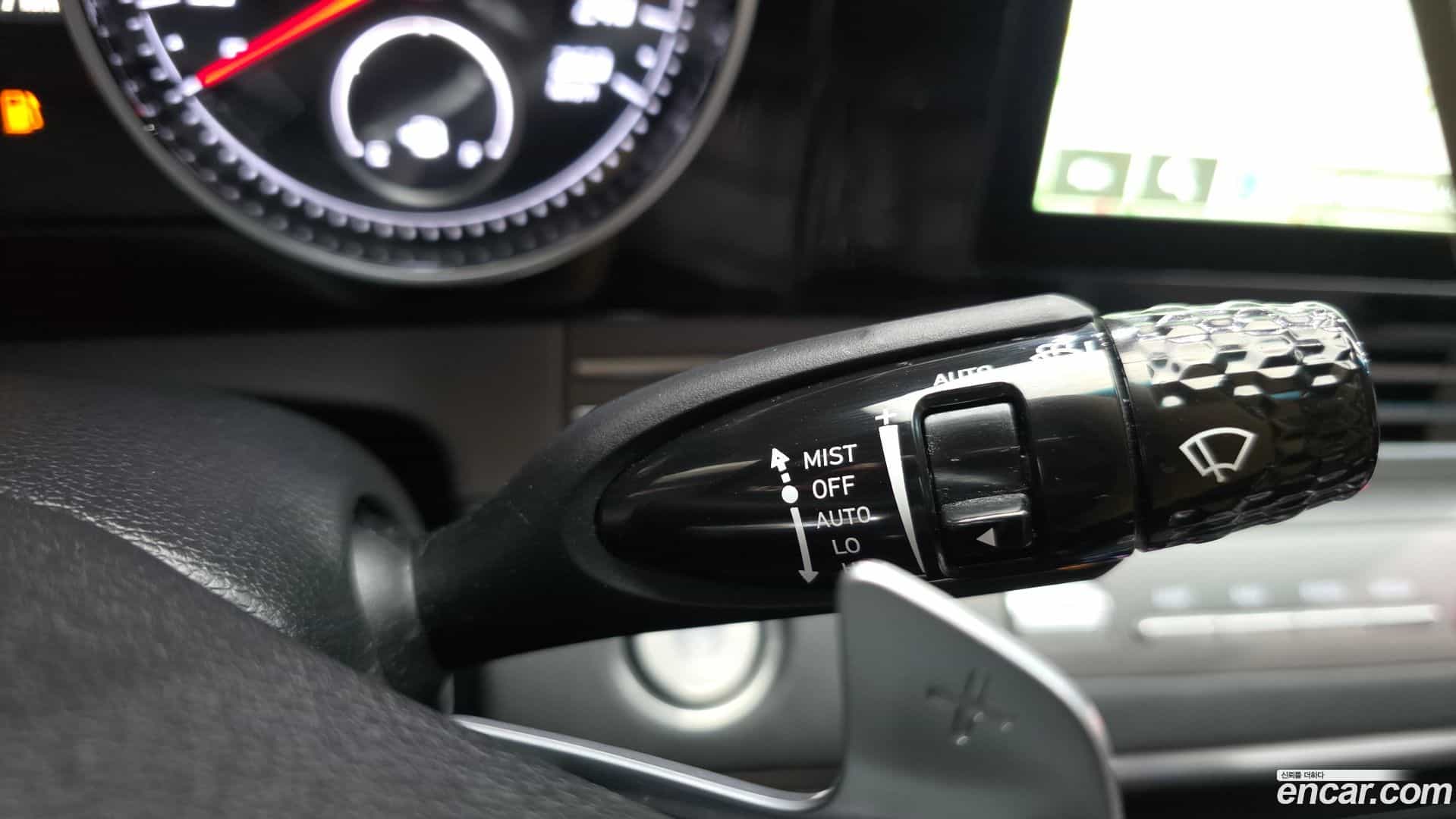 Grandeur Hyundai 2021.5-OPTION-043