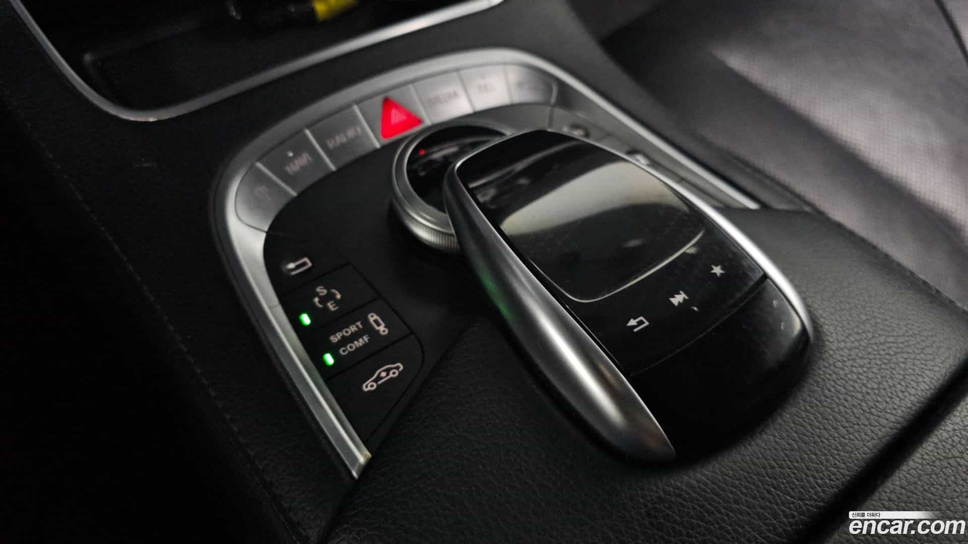 S-Class Mercedes-Benz 2017.1-OPTION-020