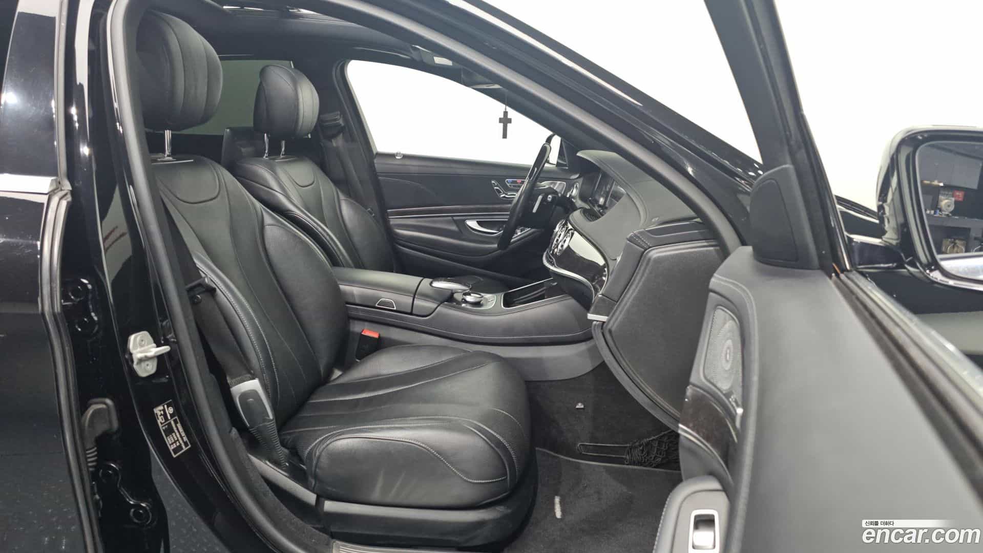 S-Class Mercedes-Benz 2017.1-INNER-036
