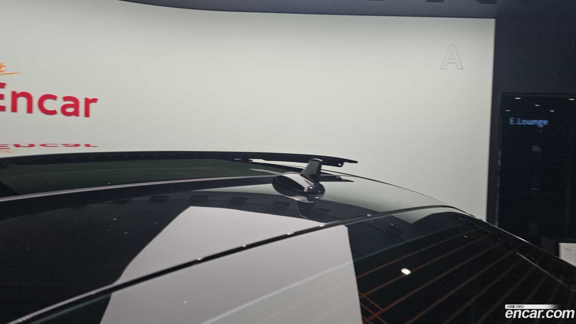 S-Class Mercedes-Benz 2017.1-OPTION-043