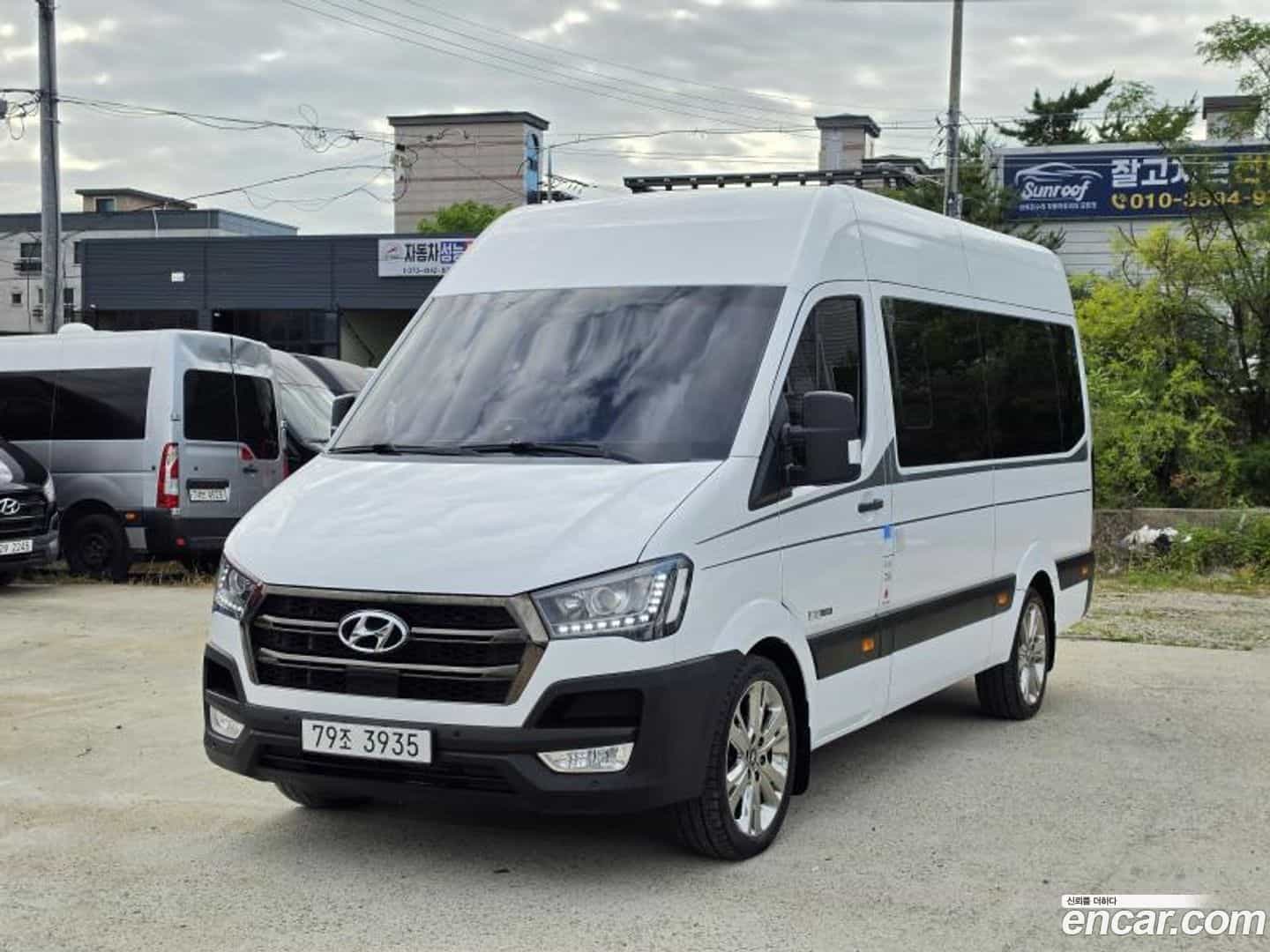 Solati Hyundai 2019.5-OUTER-001