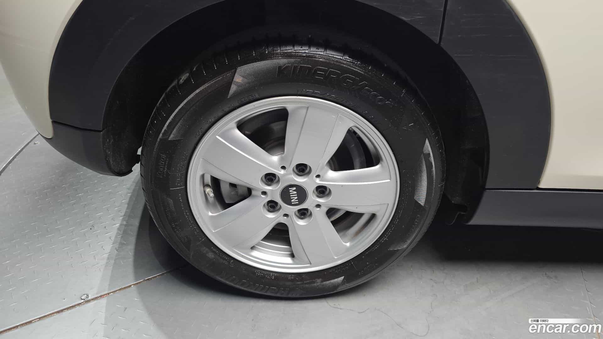 Cooper Mini 2019.11-OUTER-005