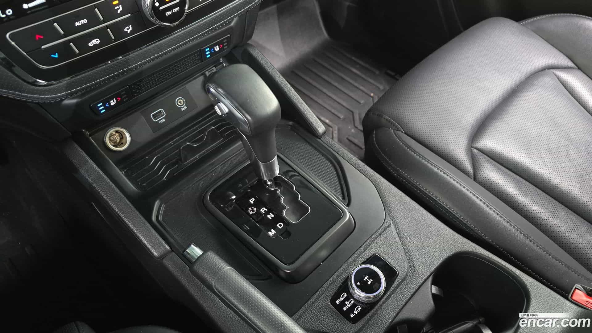 Rexton KG Mobility 2021.5-INNER-009