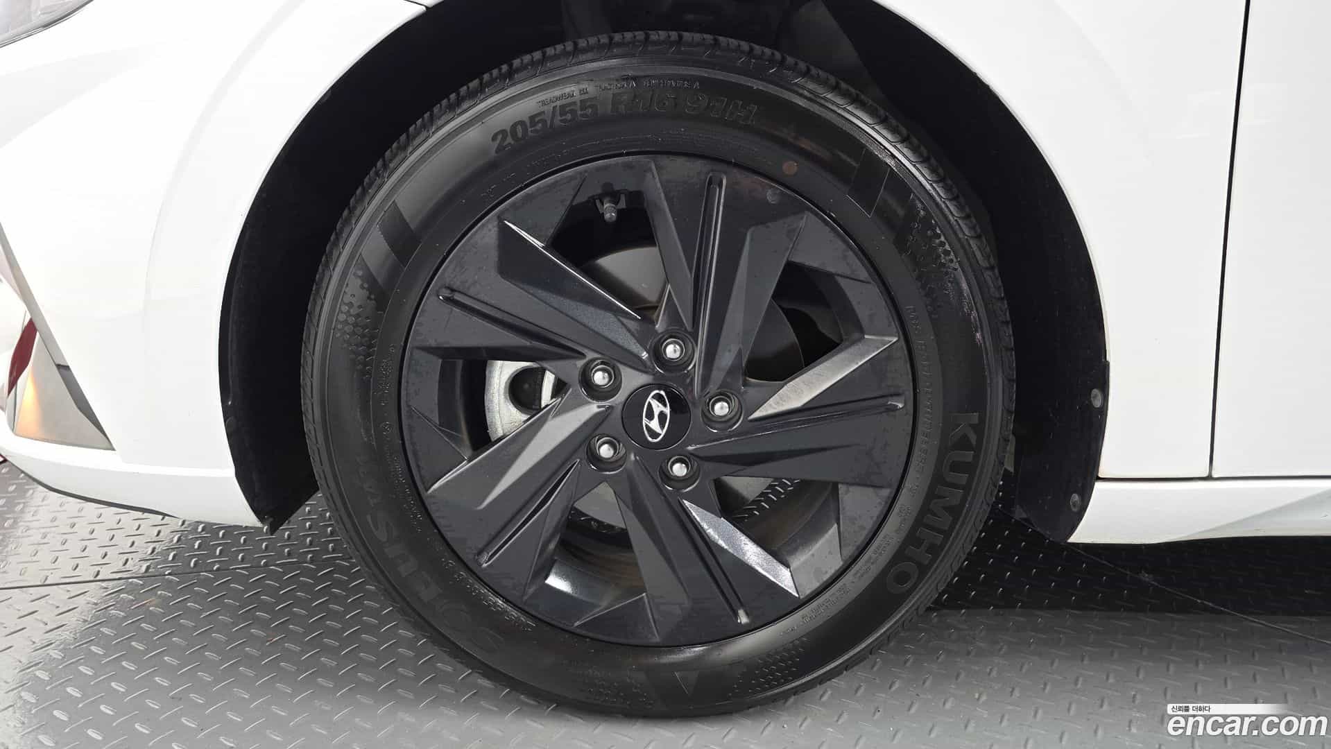 AVANTE Hyundai 2022.5-OUTER-005