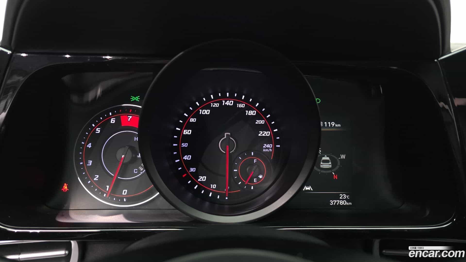 AVANTE Hyundai 2022.5-INNER-008