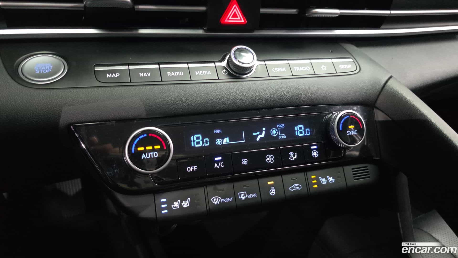 AVANTE Hyundai 2022.5-OPTION-021