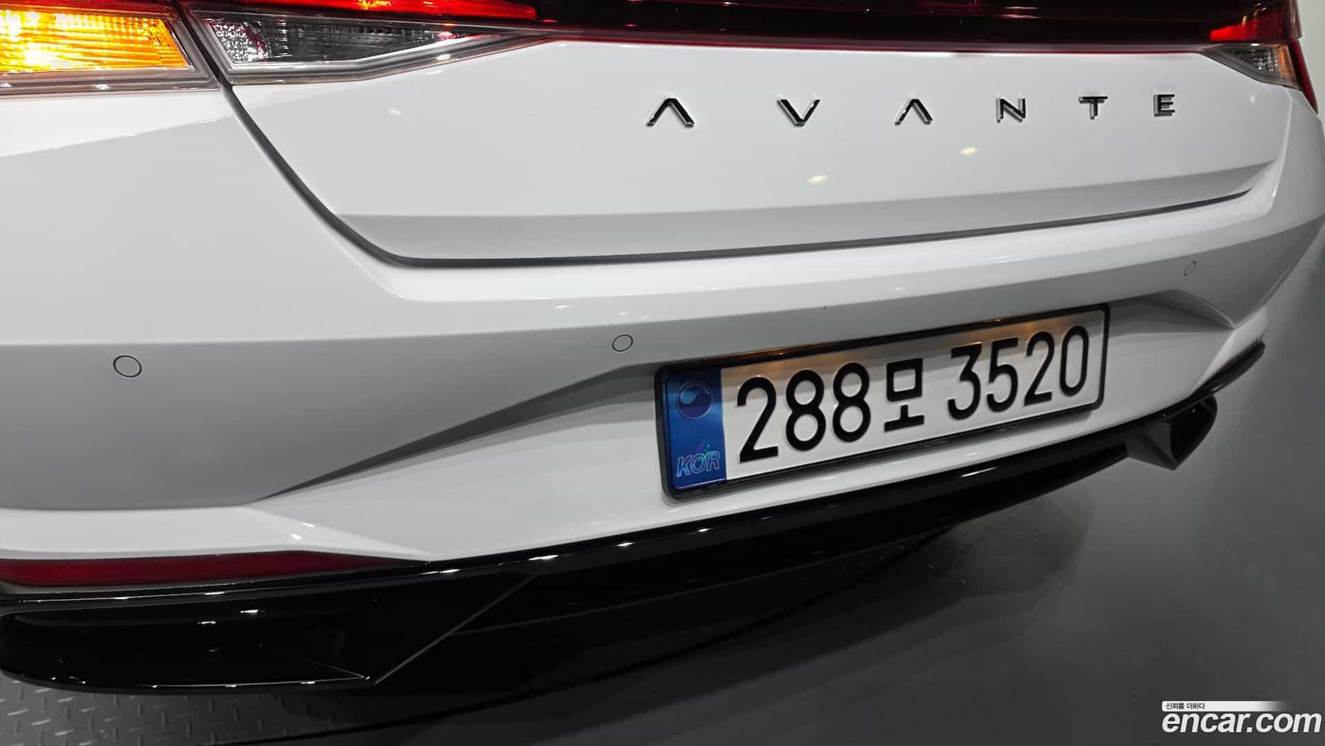 AVANTE Hyundai 2022.5-OPTION-045