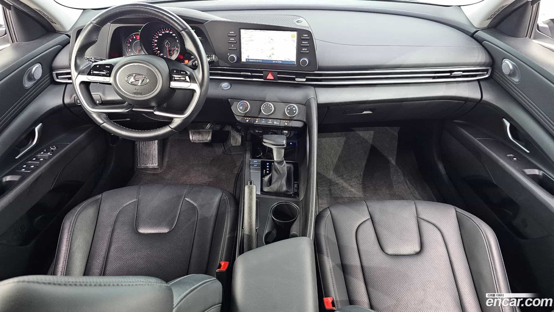 AVANTE Hyundai 2022.0-INNER-007