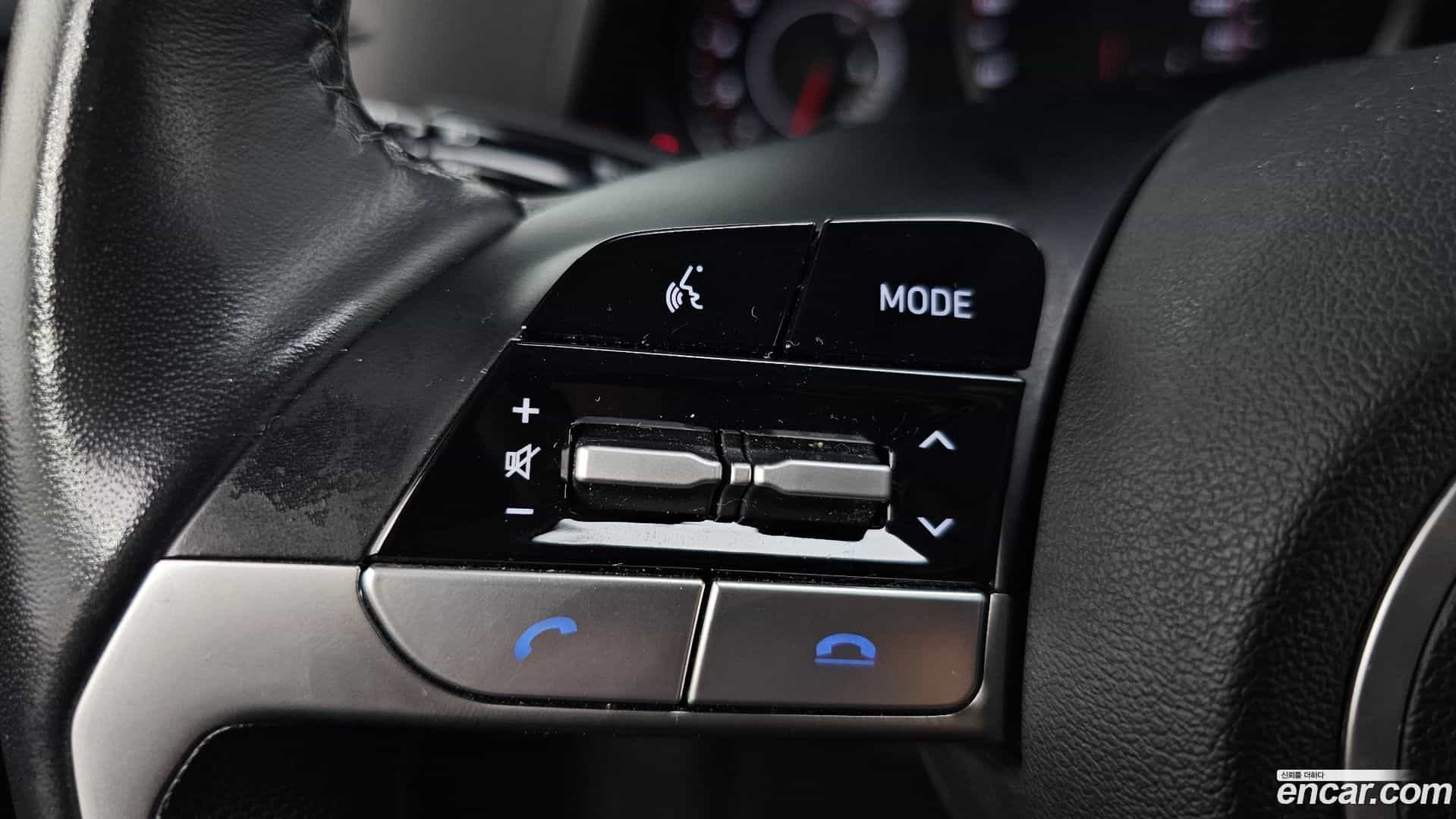 AVANTE Hyundai 2022.0-OPTION-018