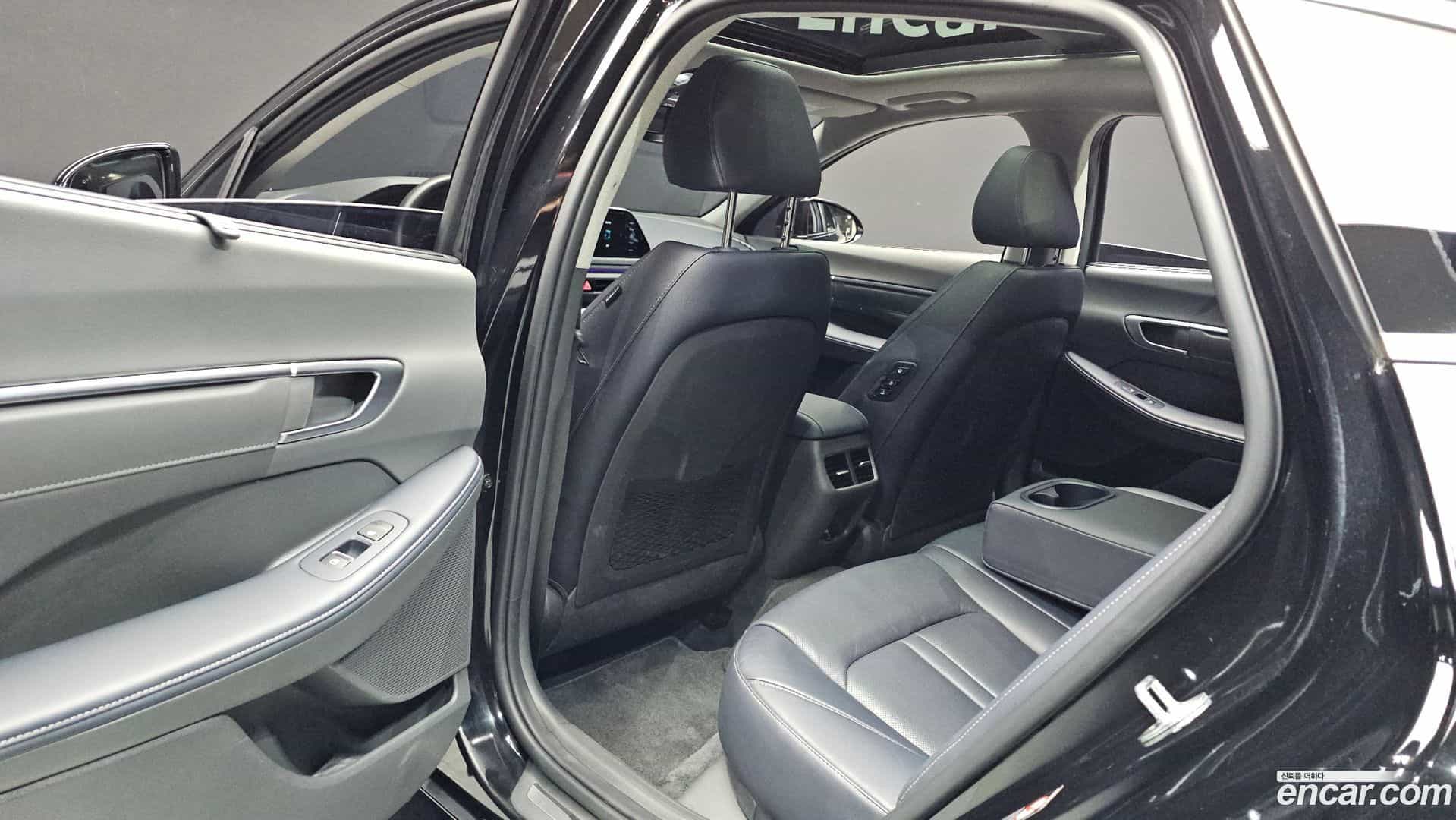Sonata Hyundai 2021.8-OPTION-015