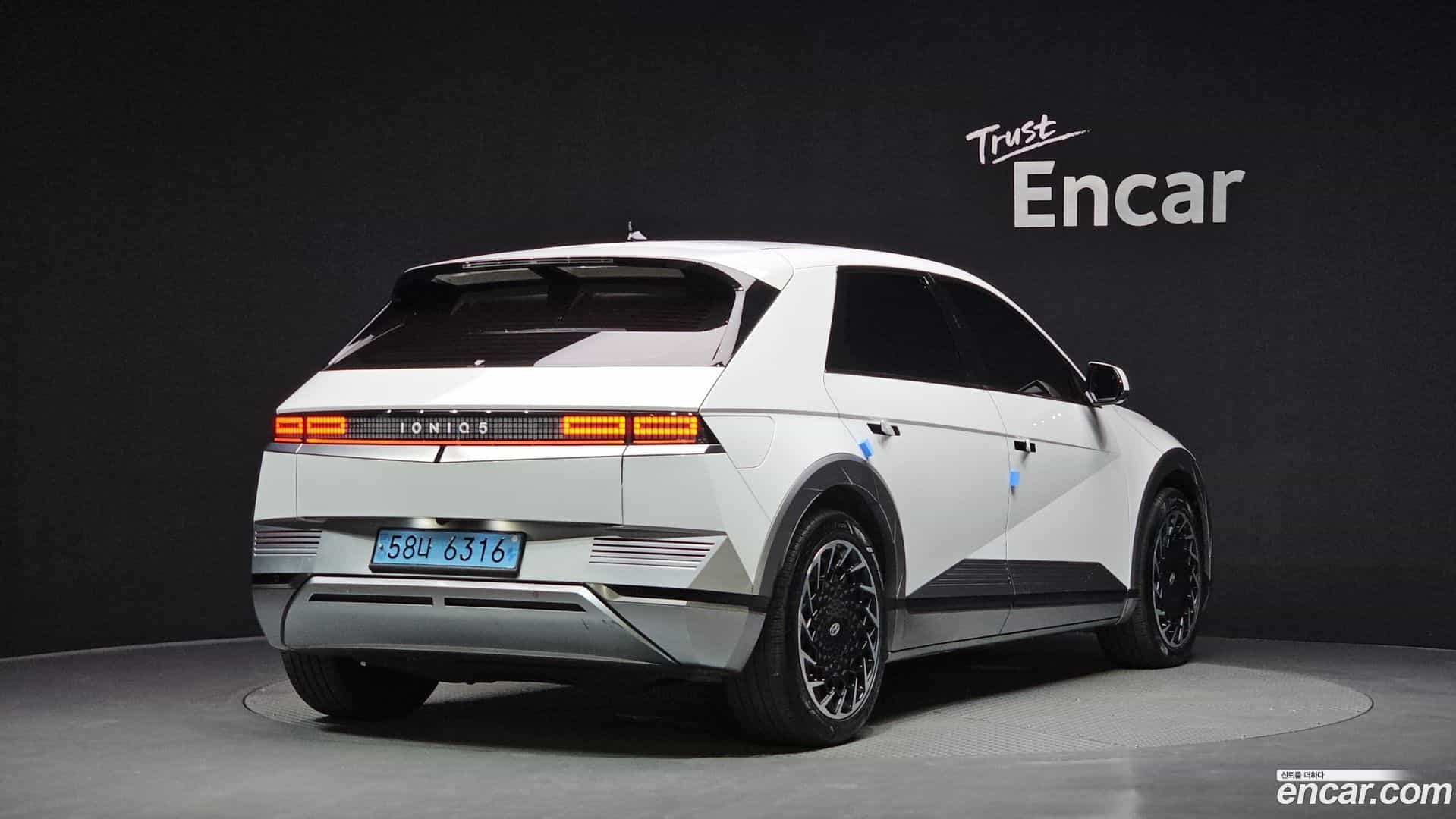 Ioniq5 Hyundai 2022.2-OUTER-002