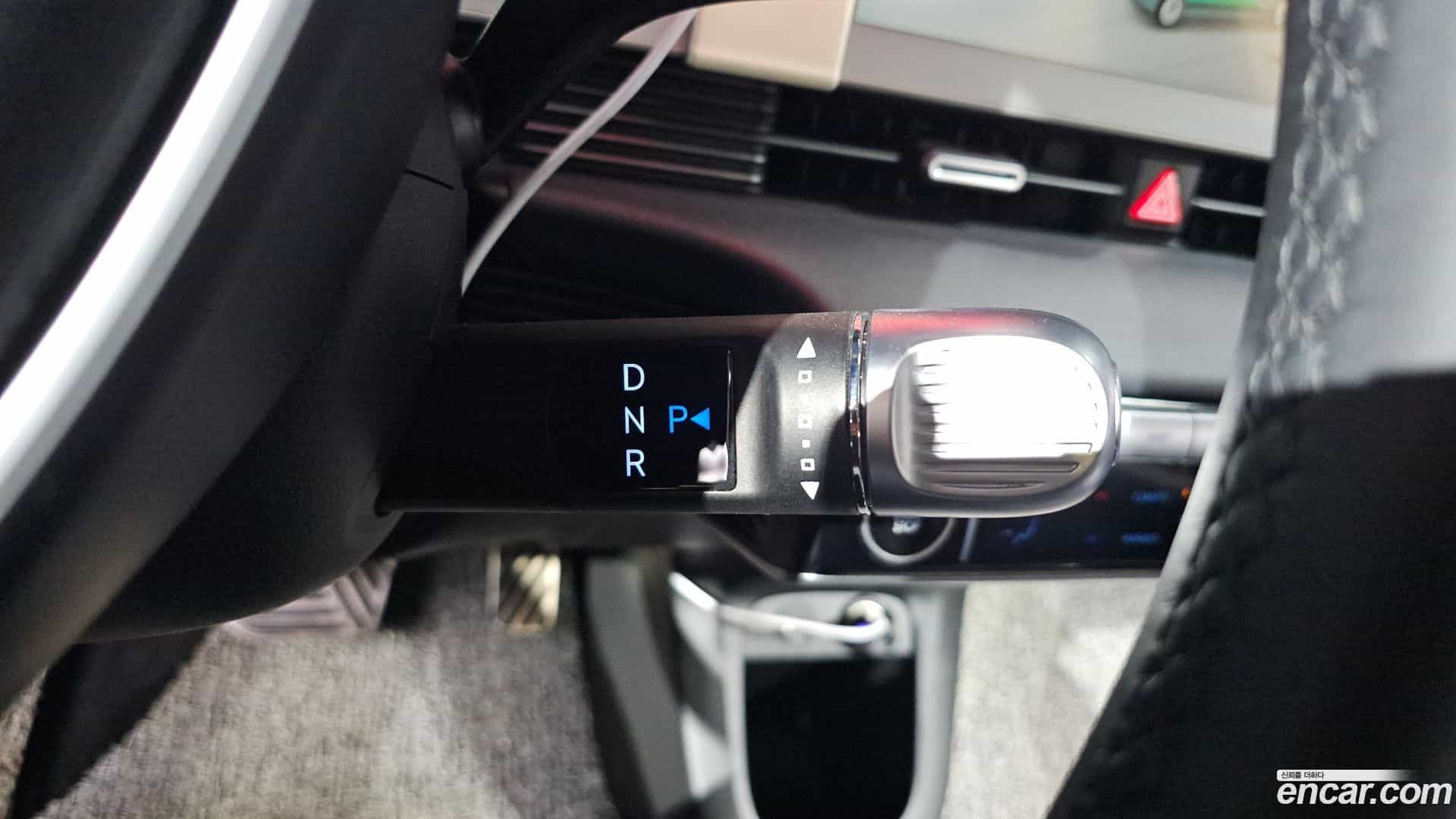 Ioniq5 Hyundai 2022.2-INNER-009