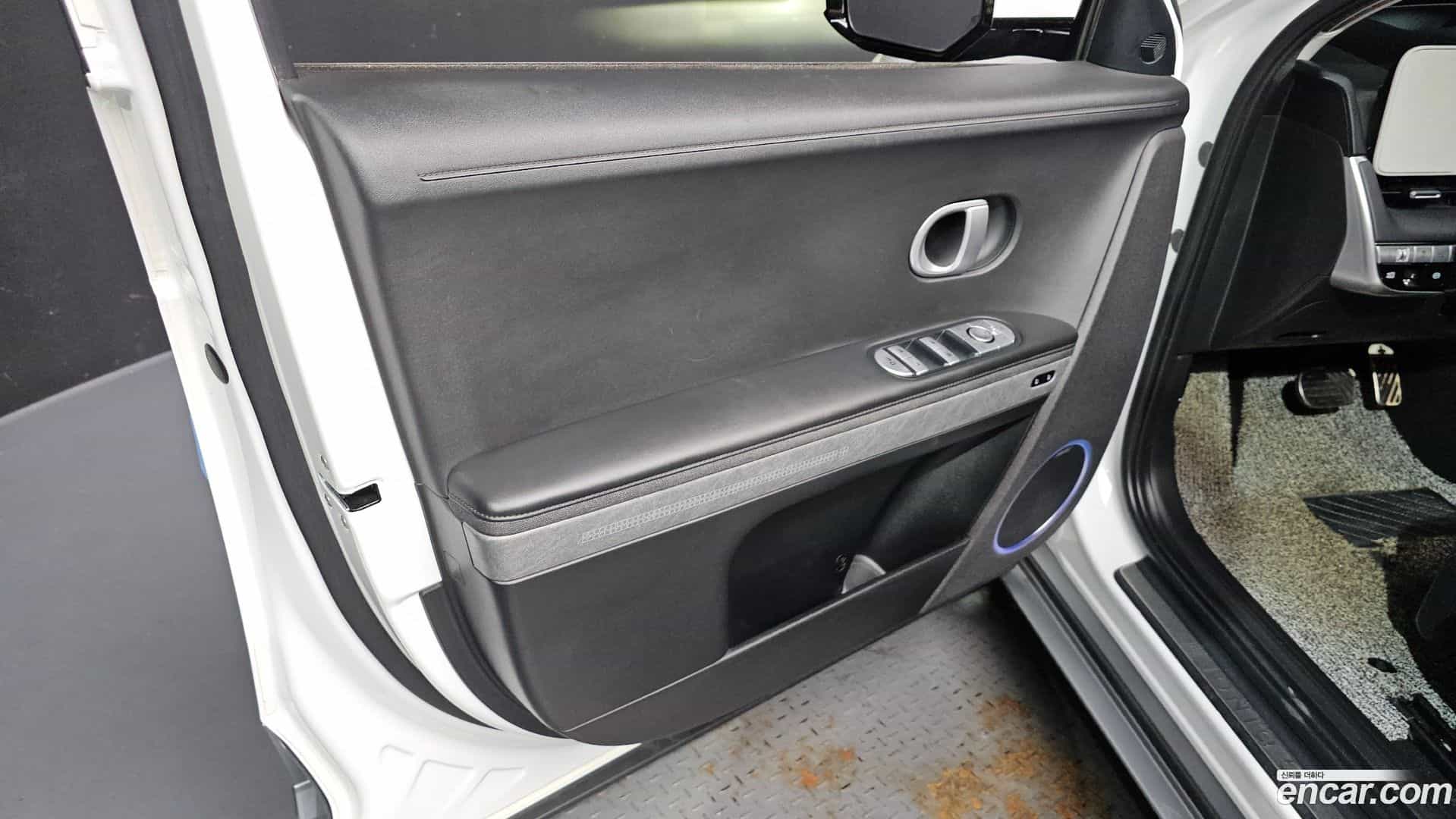 Ioniq5 Hyundai 2022.2-INNER-034