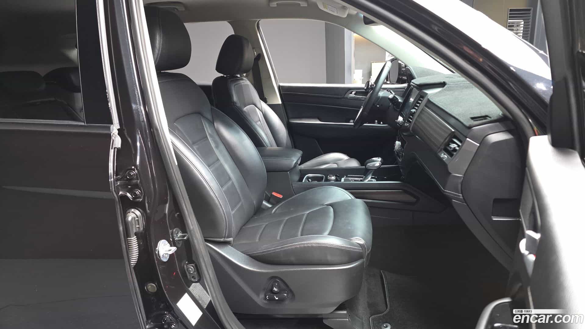 Rexton KG Mobility 2019.8-OPTION-015