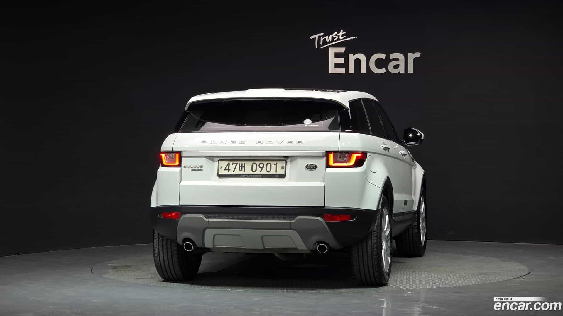 Range Rover Evoque Land Rover 2016.0-OUTER-004