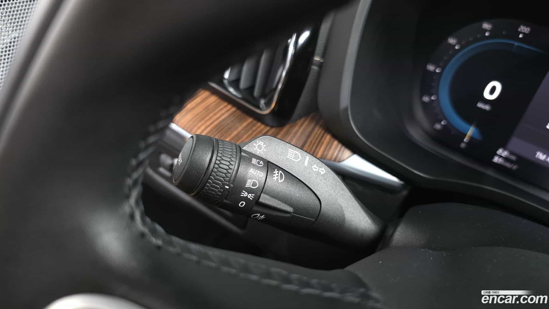 XC60 Volvo 2021.11-OPTION-042
