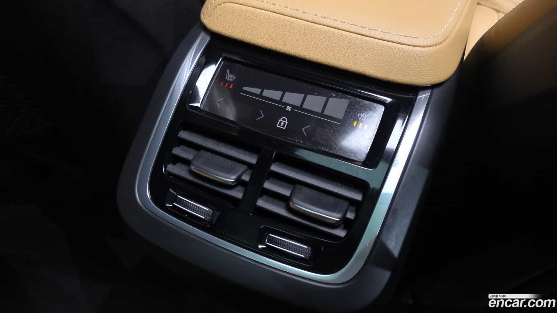 XC60 Volvo 2021.11-OPTION-045