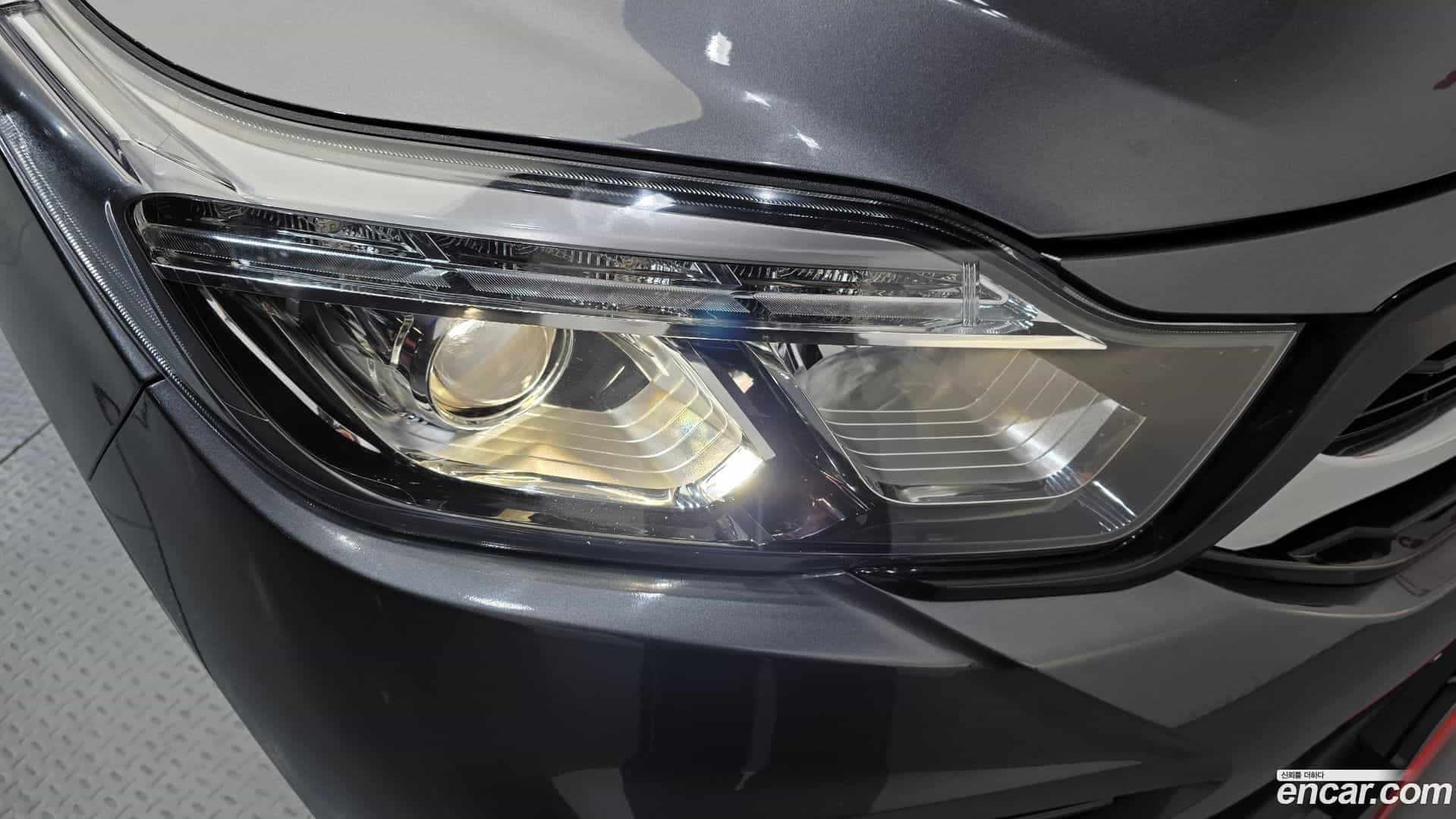 Rexton KG Mobility 2019.8-OUTER-032