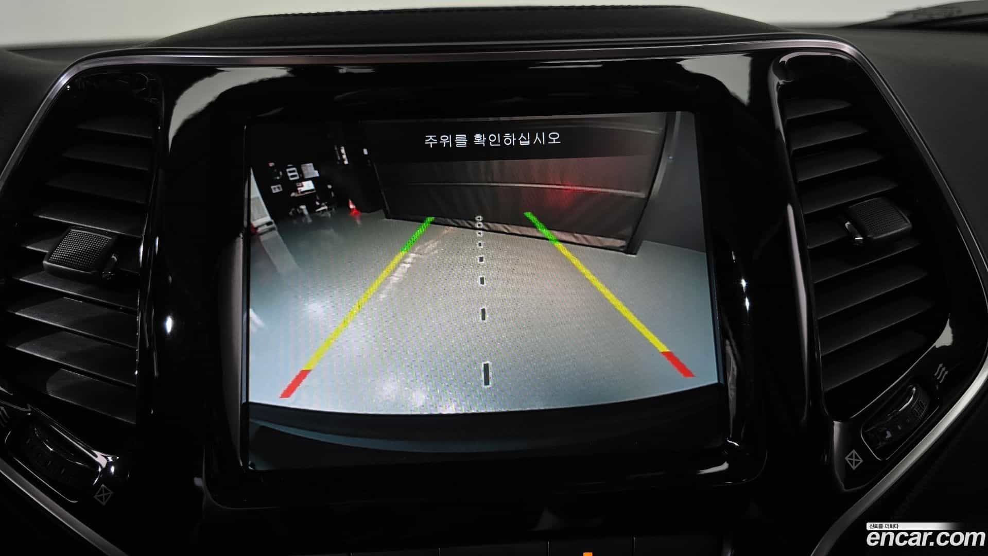 Cherokee Jeep 2020.4-OPTION-018