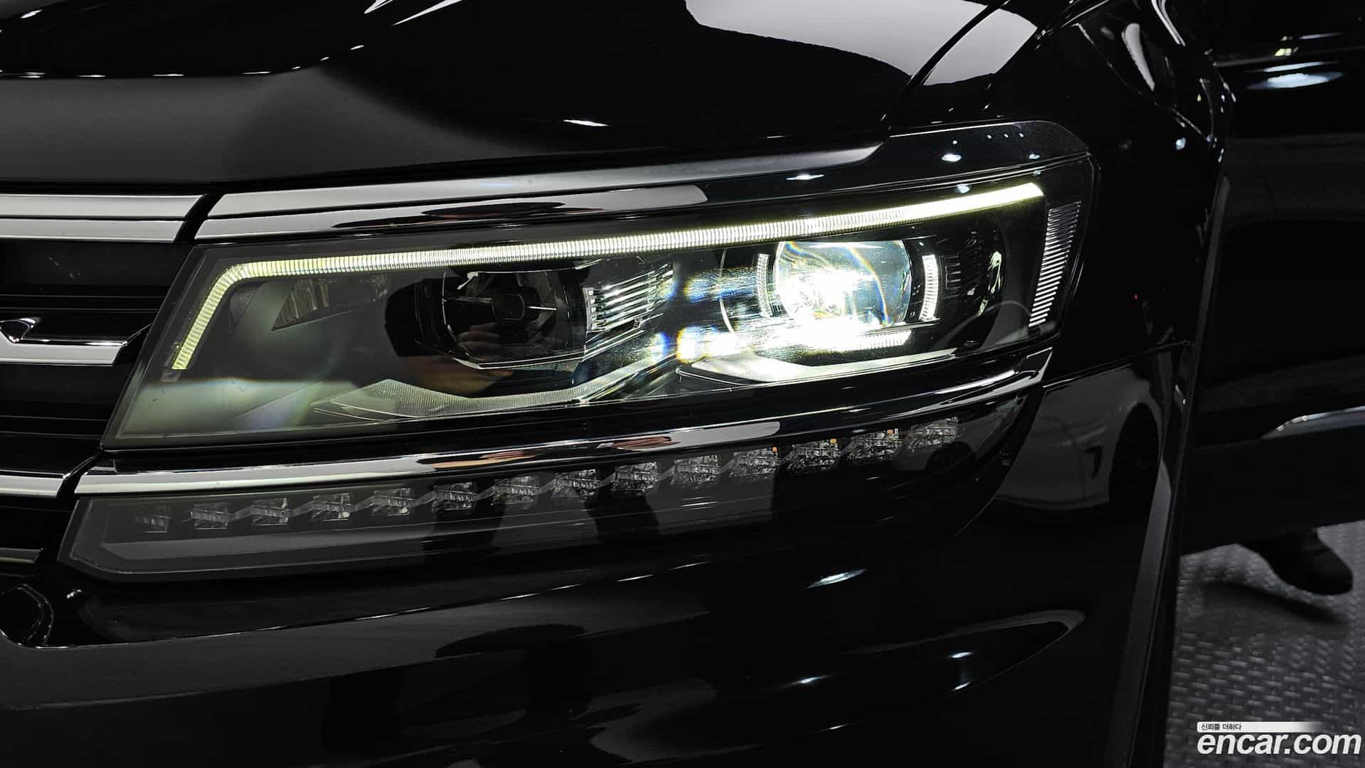 Tiguan Volkswagen 2020.11-OUTER-032
