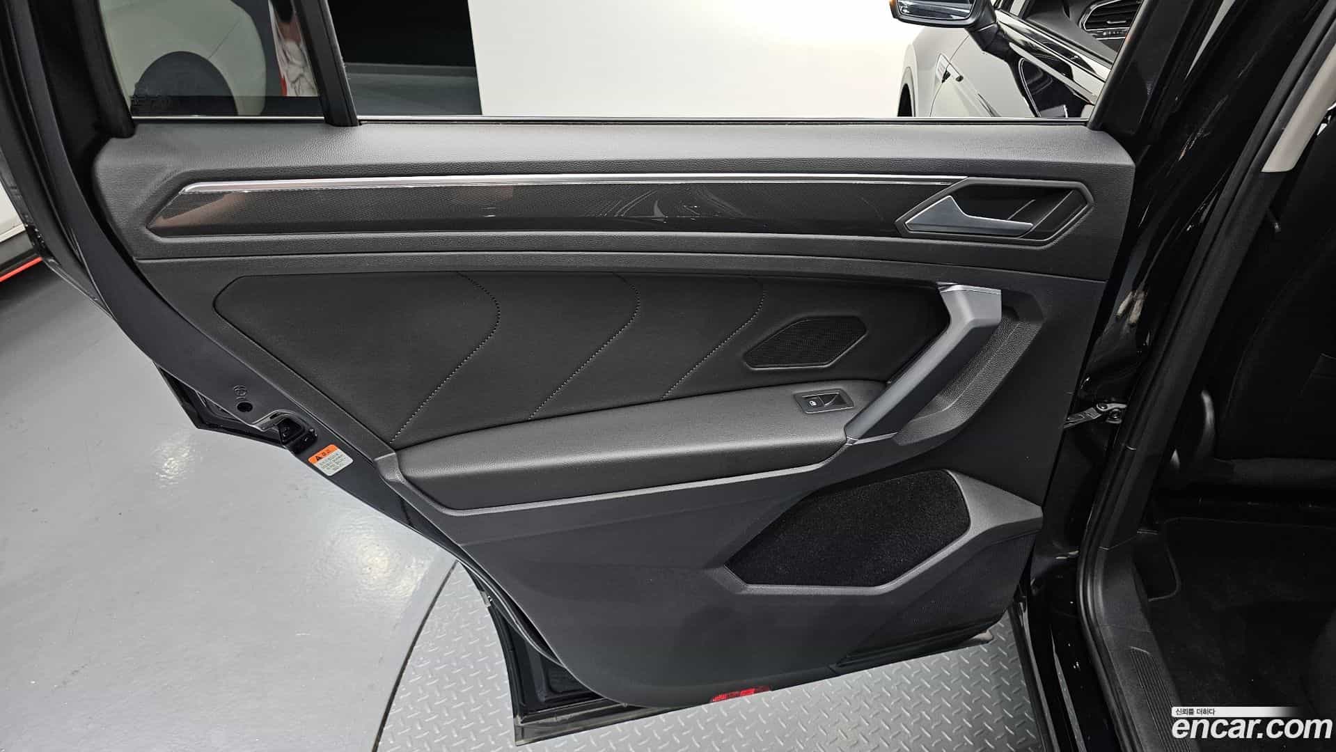 Tiguan Volkswagen 2020.11-INNER-035