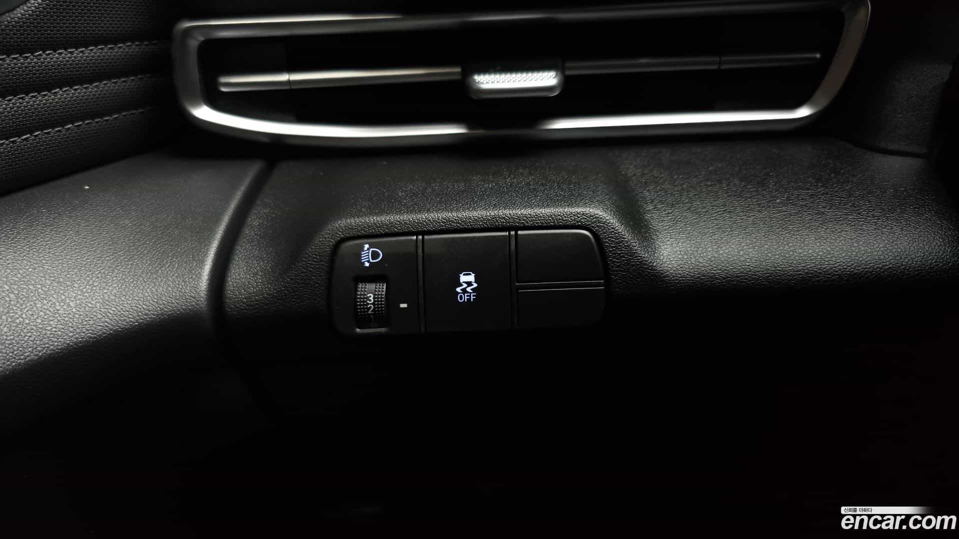 AVANTE Hyundai 2025.2-OPTION-041