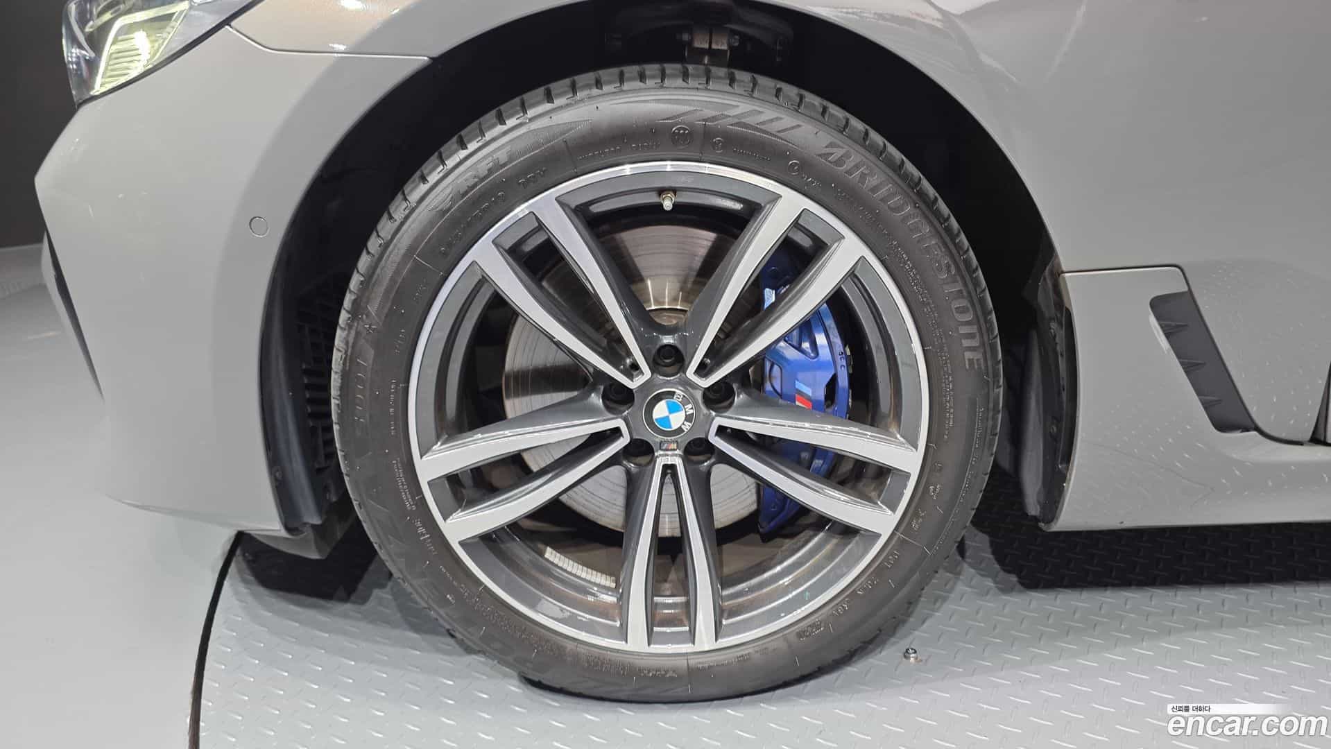 Gran Turismo BMW 2022.3-OUTER-005
