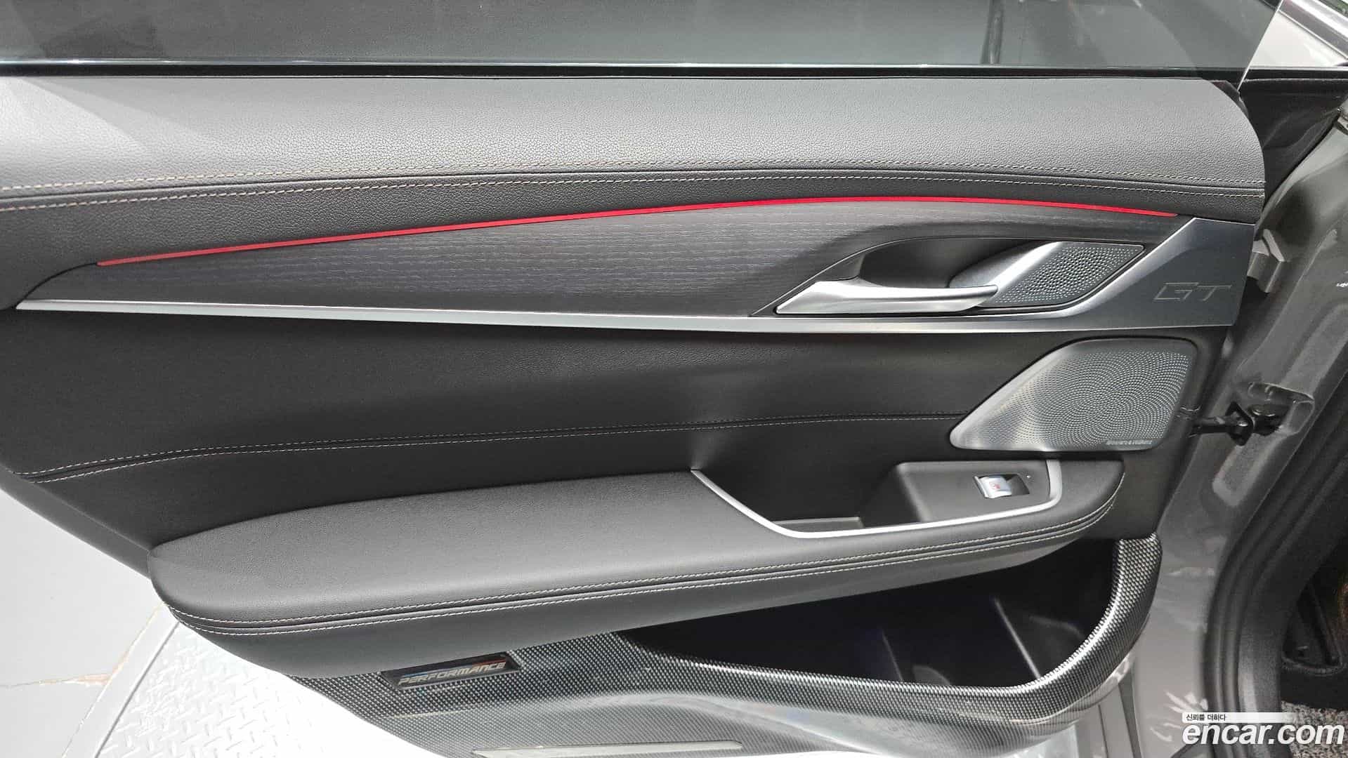 Gran Turismo BMW 2022.3-INNER-035