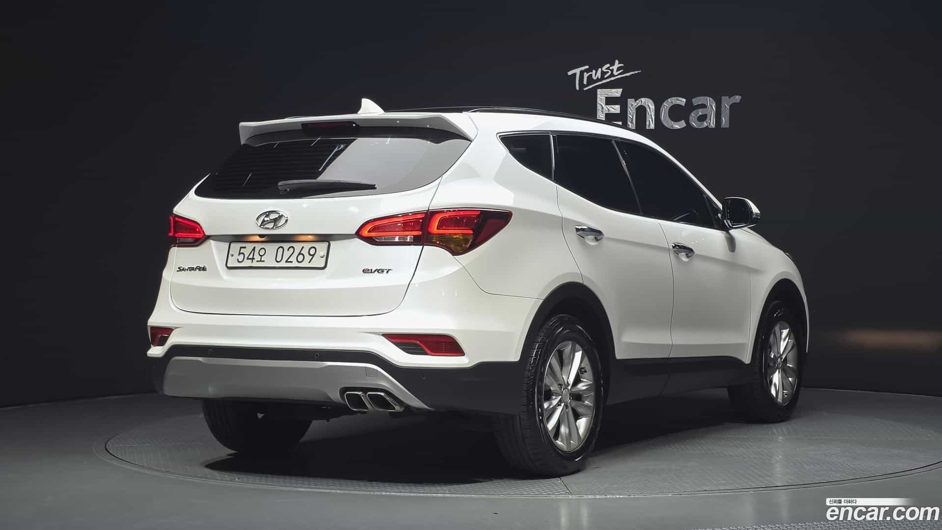 Santafe Hyundai 2016.6-OUTER-002