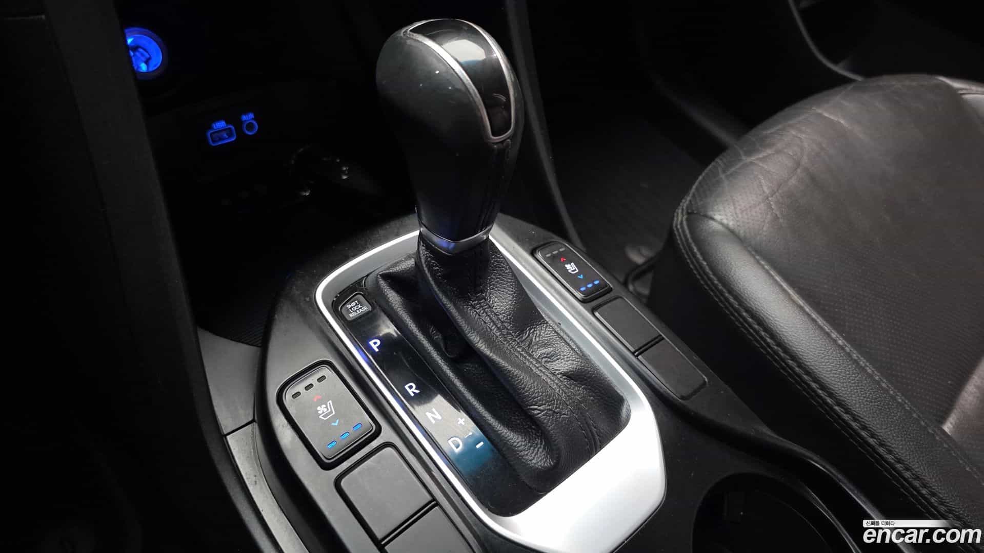 Santafe Hyundai 2016.6-INNER-009
