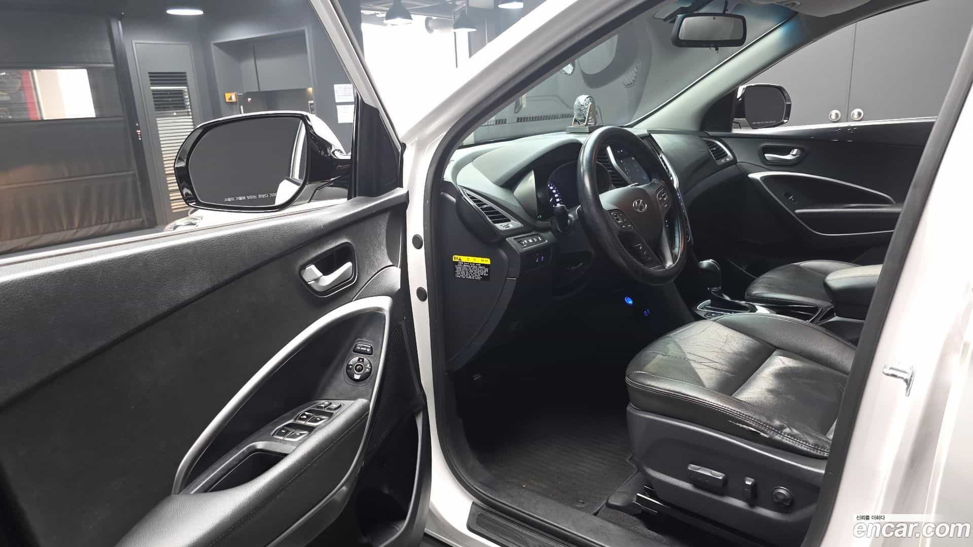 Santafe Hyundai 2016.6-INNER-010