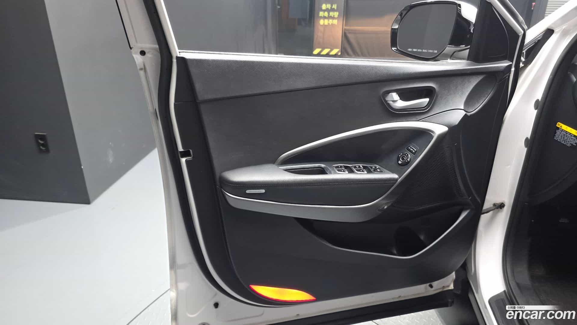 Santafe Hyundai 2016.6-INNER-034