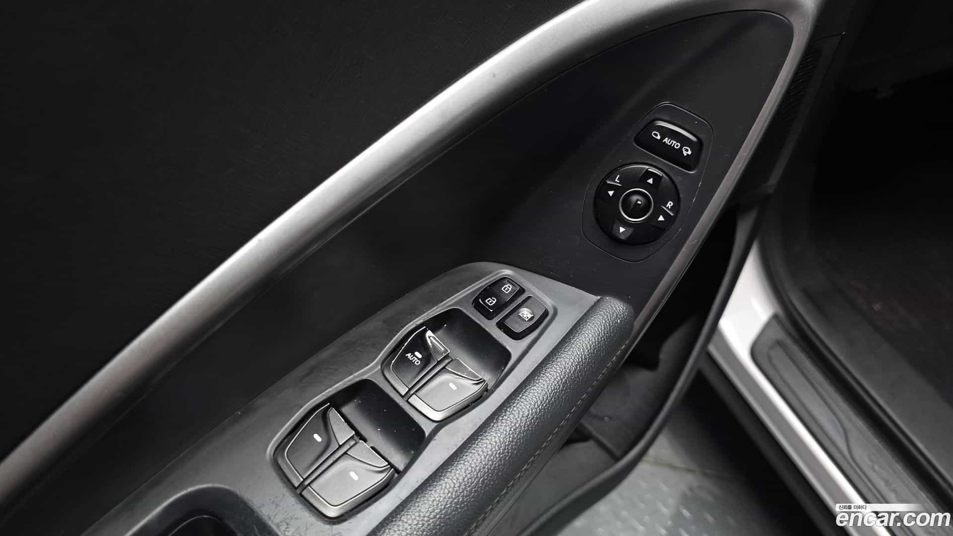 Santafe Hyundai 2016.6-OPTION-041