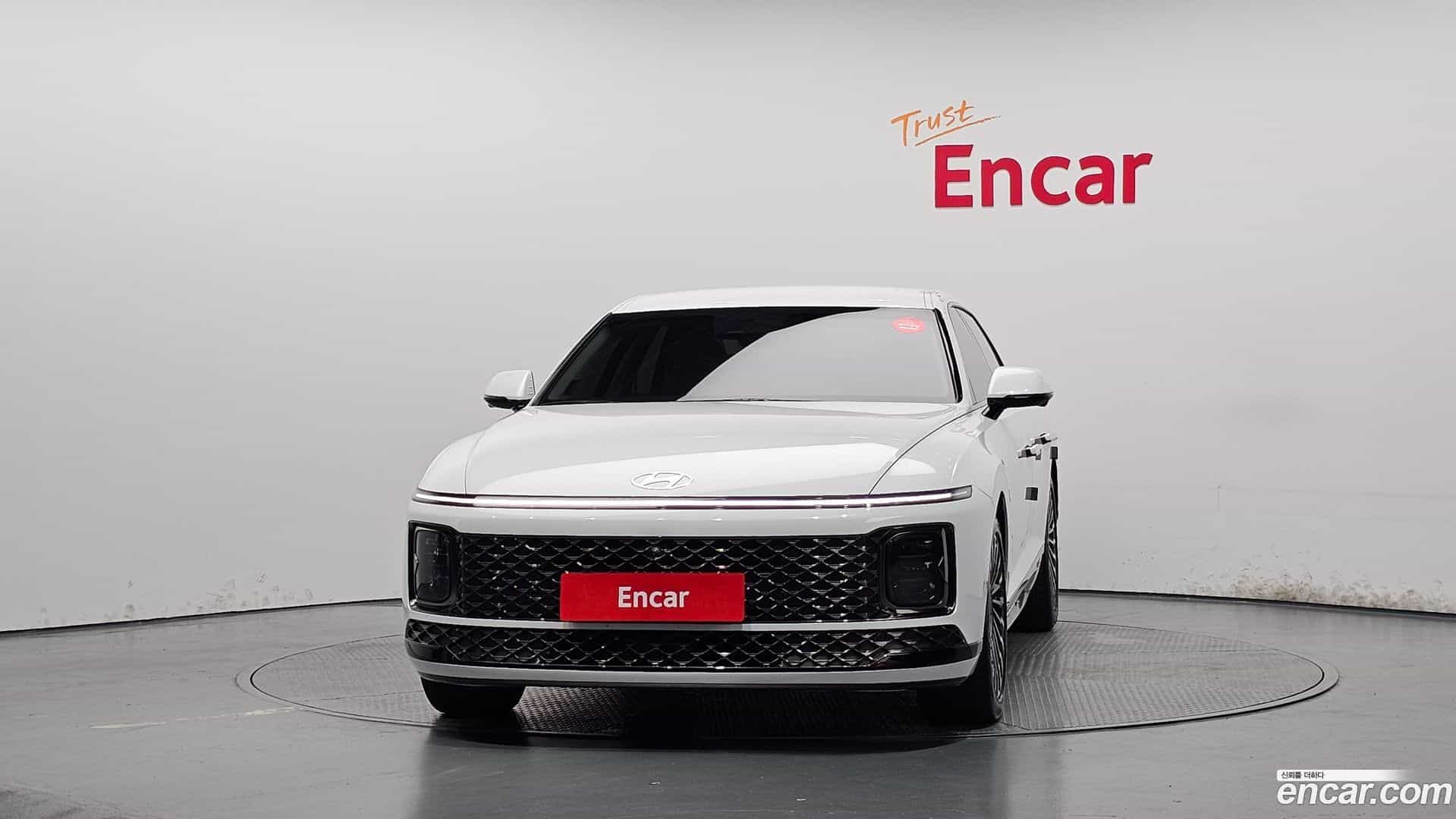 Grandeur Hyundai 2023.0-OUTER-003