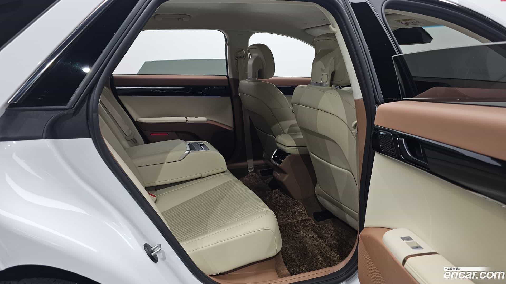 Grandeur Hyundai 2023.0-INNER-036