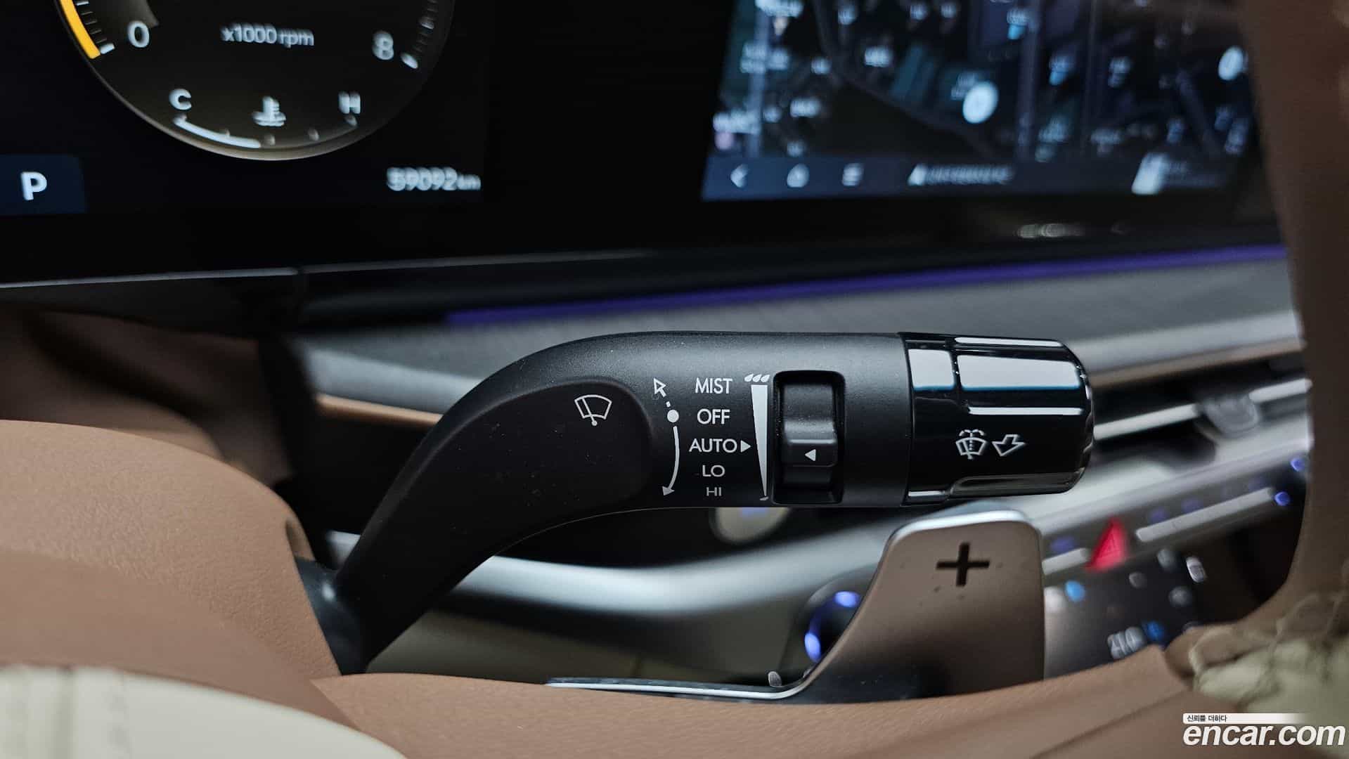 Grandeur Hyundai 2023.0-OPTION-042