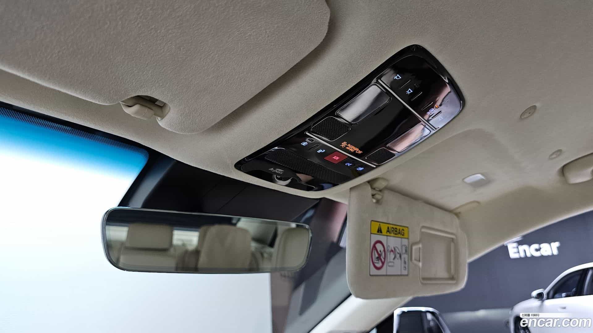Grandeur Hyundai 2023.0-OPTION-049