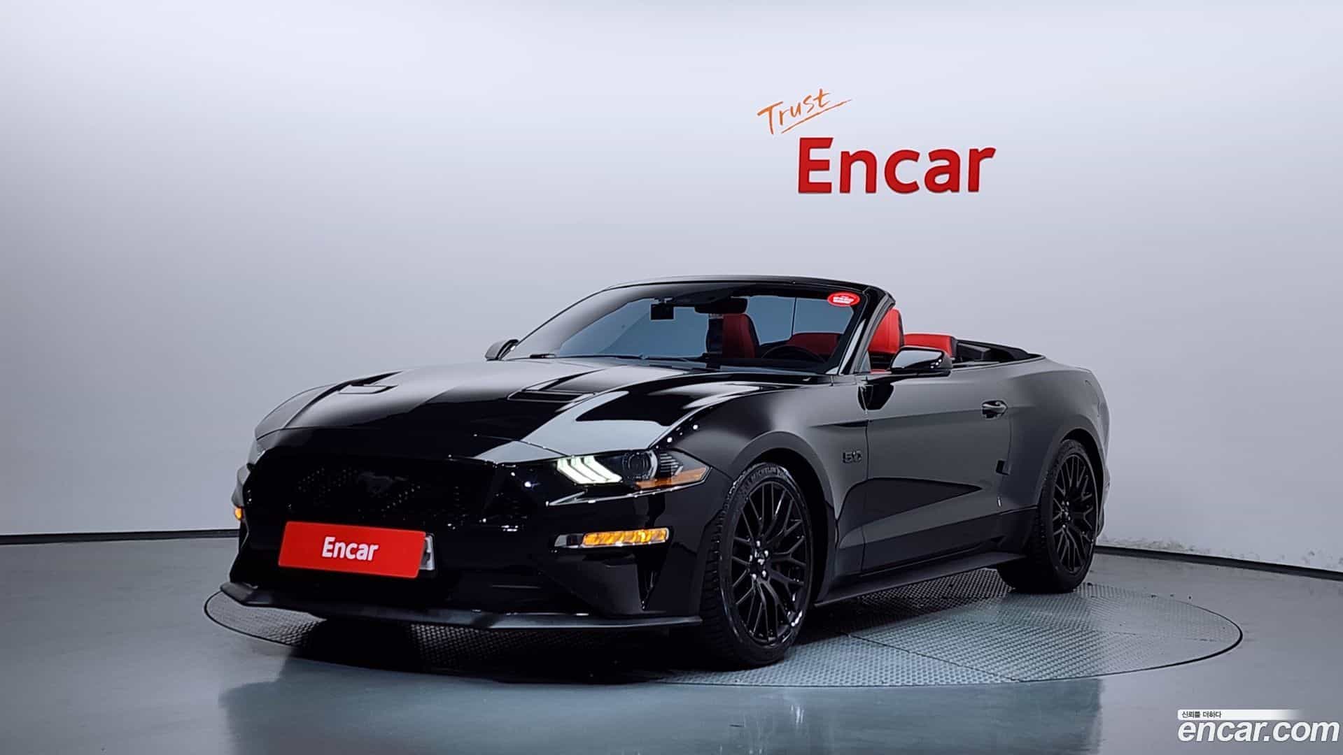 Mustang Ford 2018.7-OUTER-001