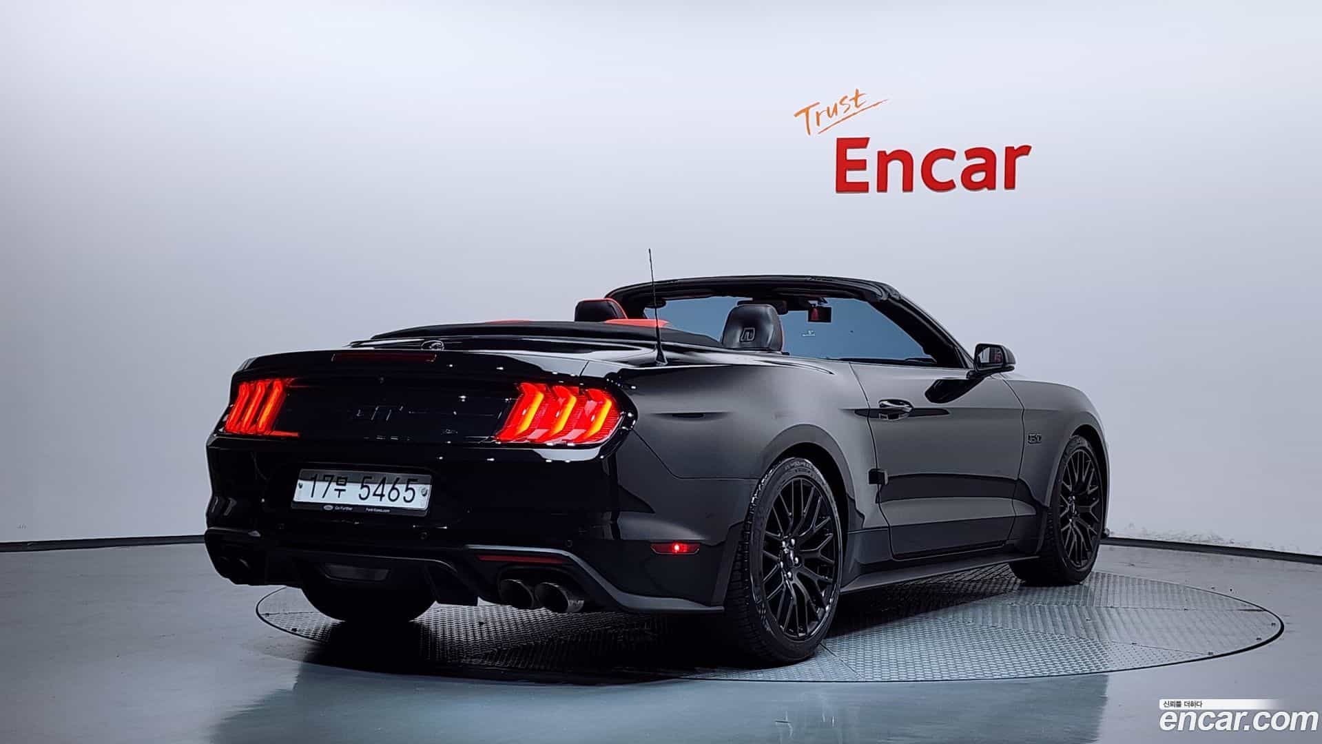 Mustang Ford 2018.7-OUTER-002