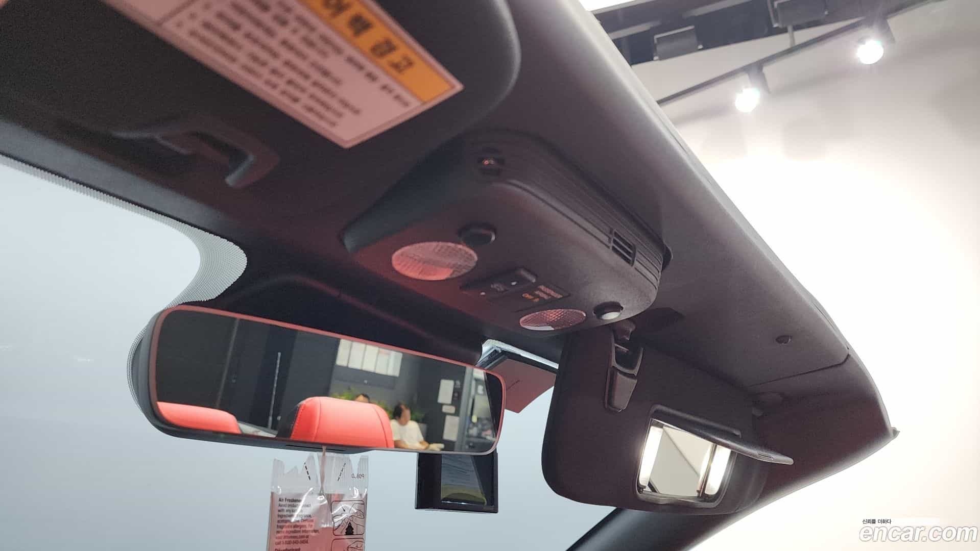 Mustang Ford 2018.7-OPTION-040