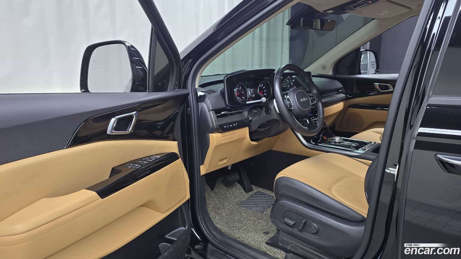 Canival Kia 2023.1-INNER-010