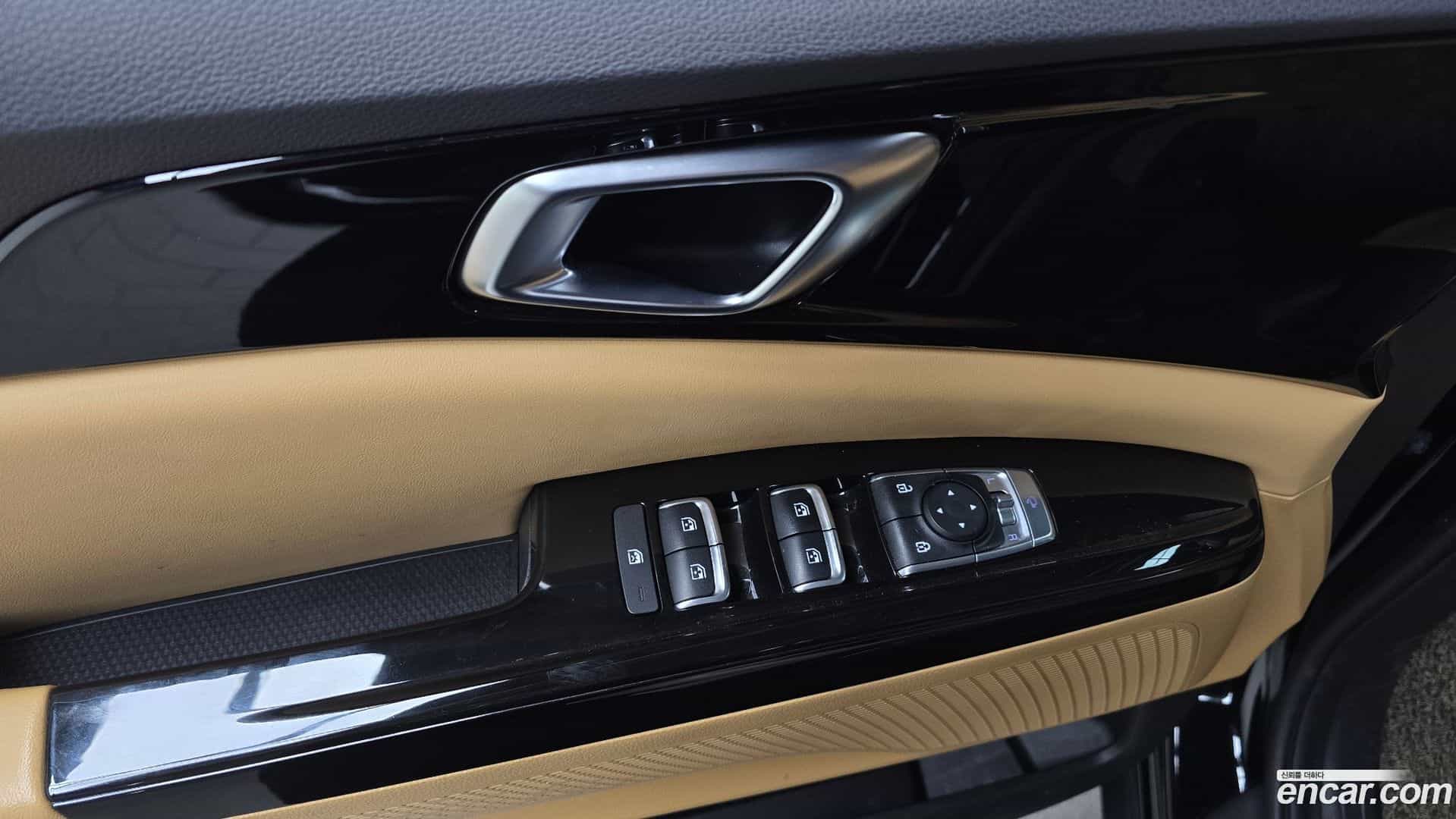 Canival Kia 2023.1-OPTION-024