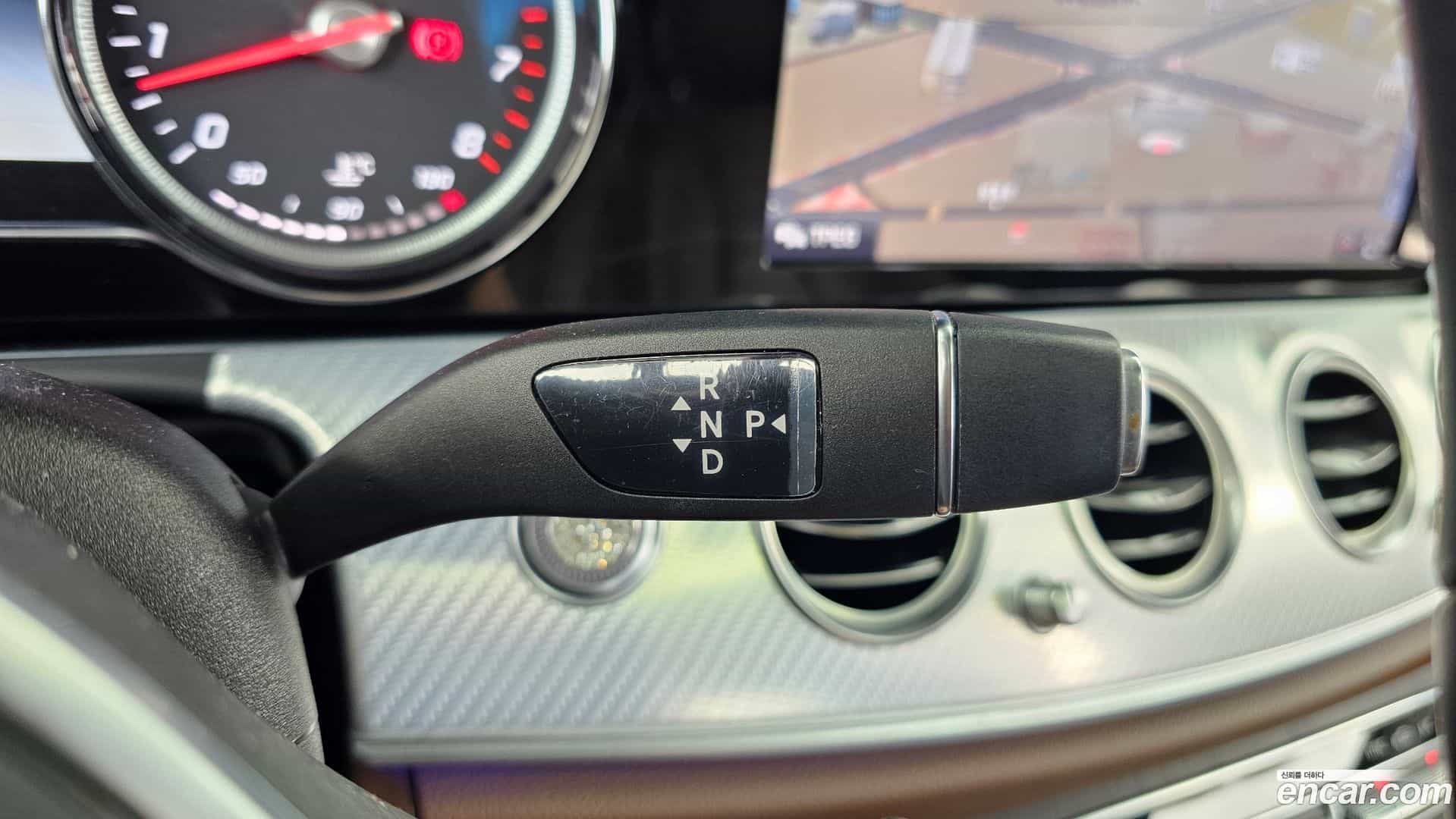 E-Class Mercedes-Benz 2020.7-INNER-009